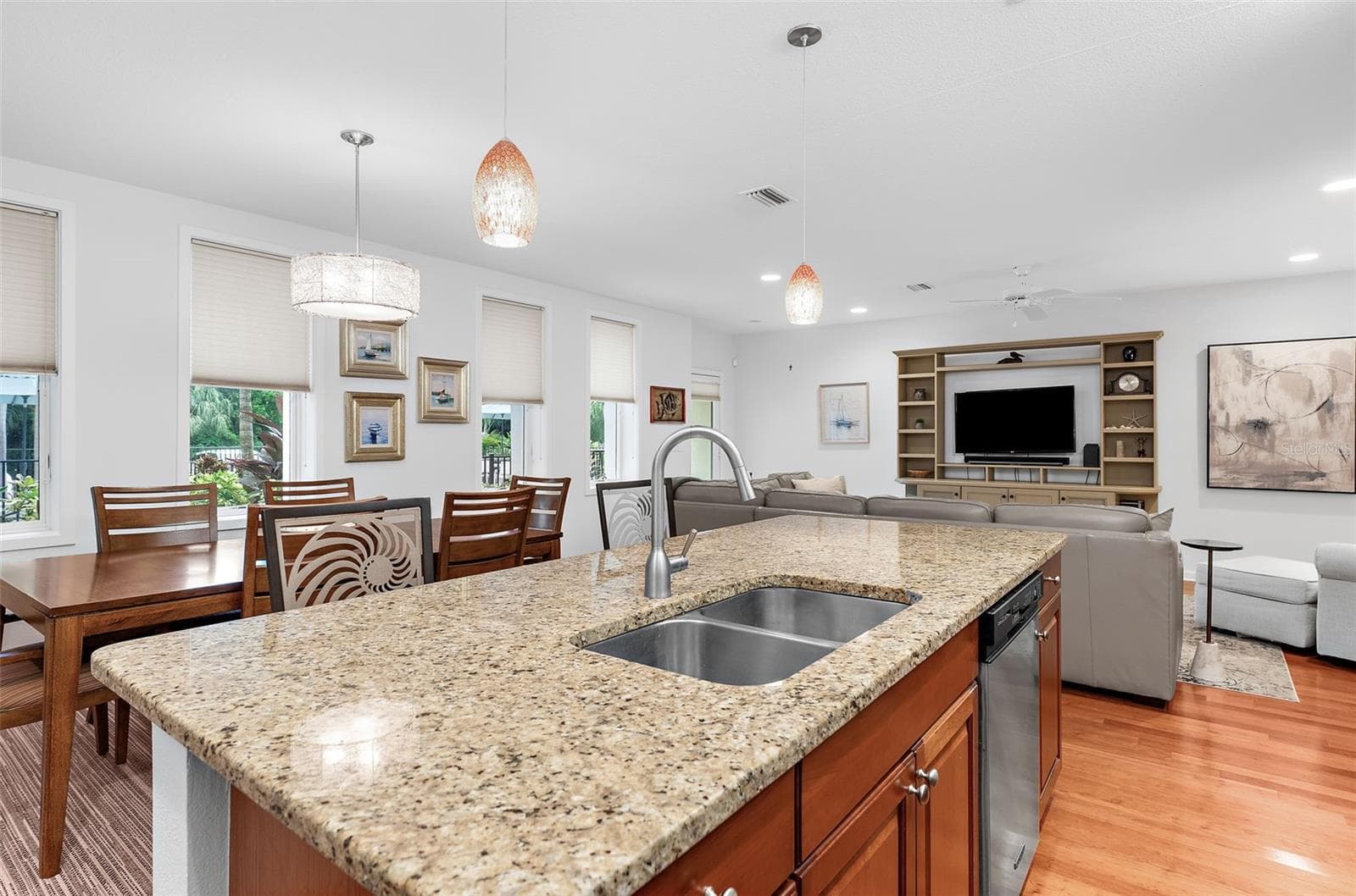 Townhouse at 1685 LAUREL ST #4, SARASOTA, photo 9 of 44