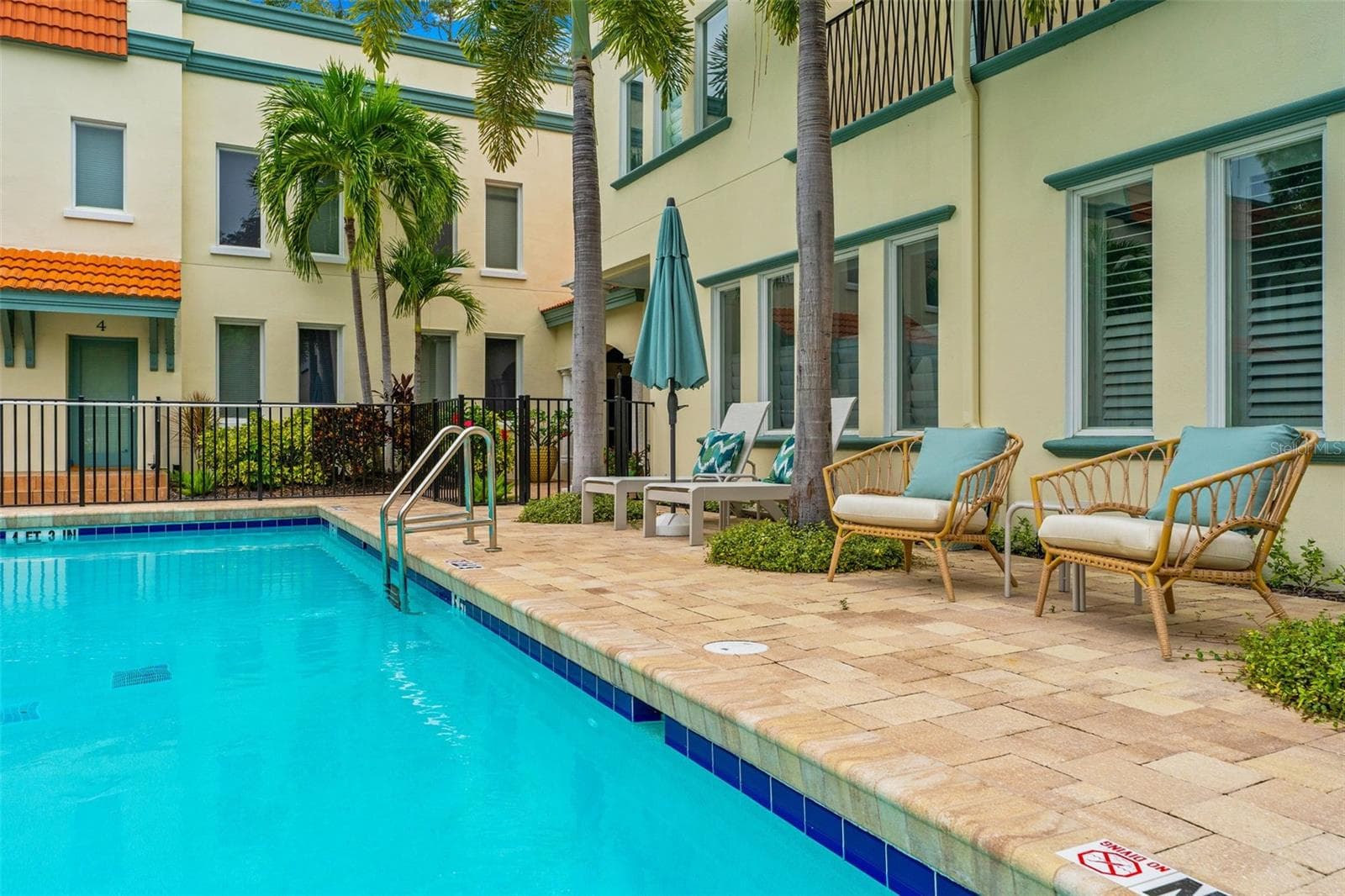 Townhouse at 1685 LAUREL ST #4, SARASOTA, photo 28 of 44