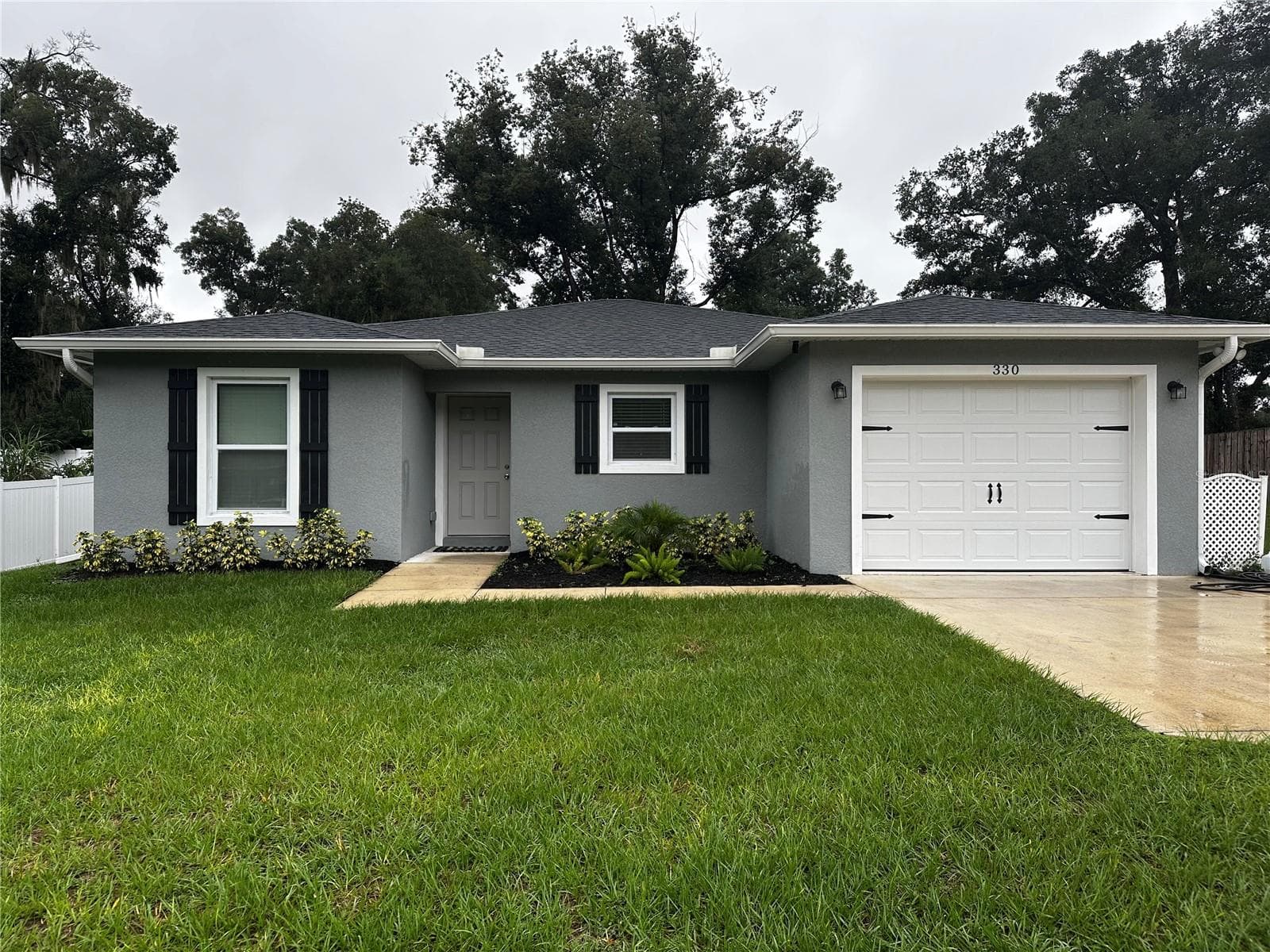 330 W ELM DR