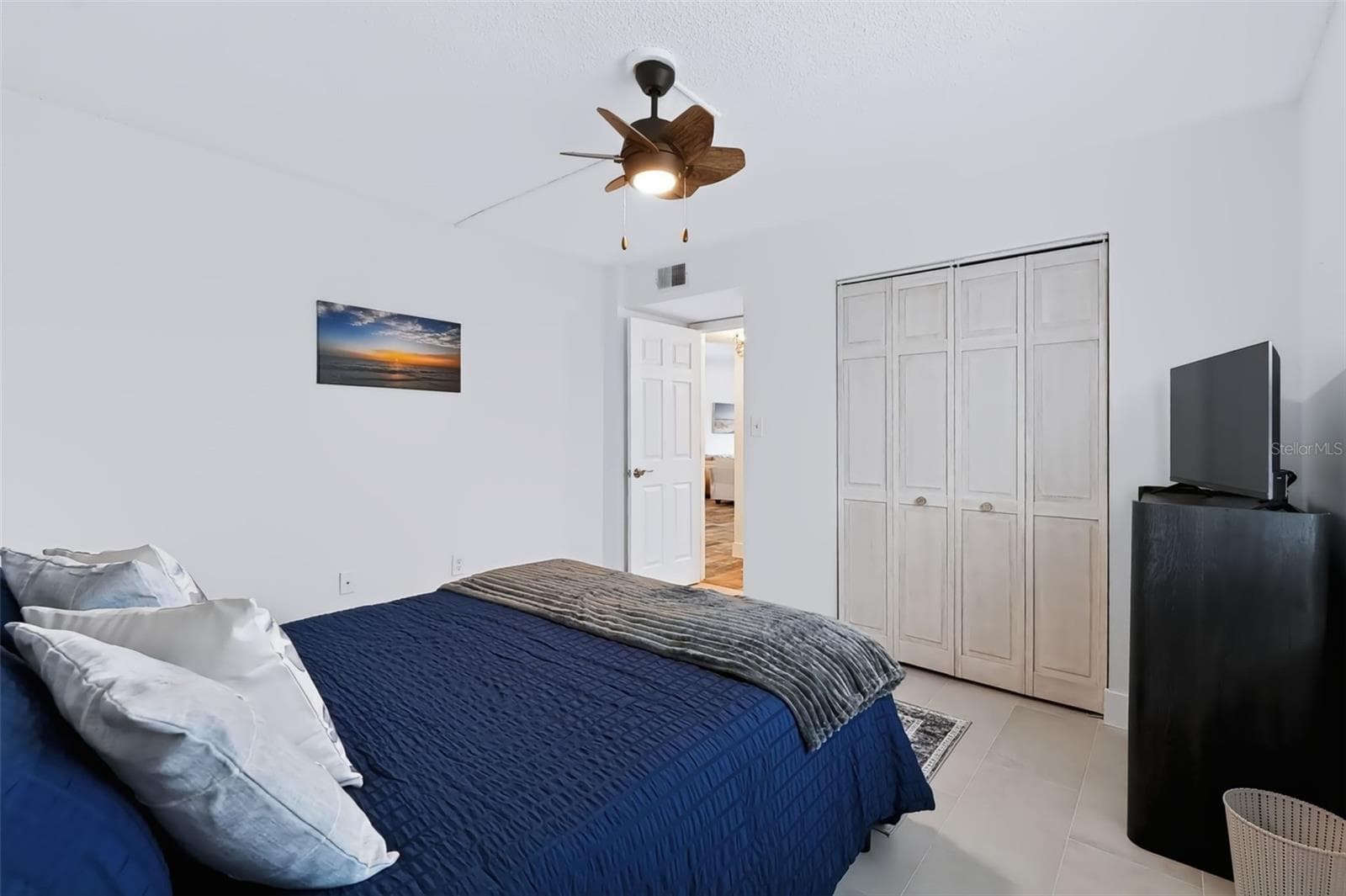 Condominium at 719 PINELLAS BAYWAY S #311, ST PETERSBURG, photo 13 of 39