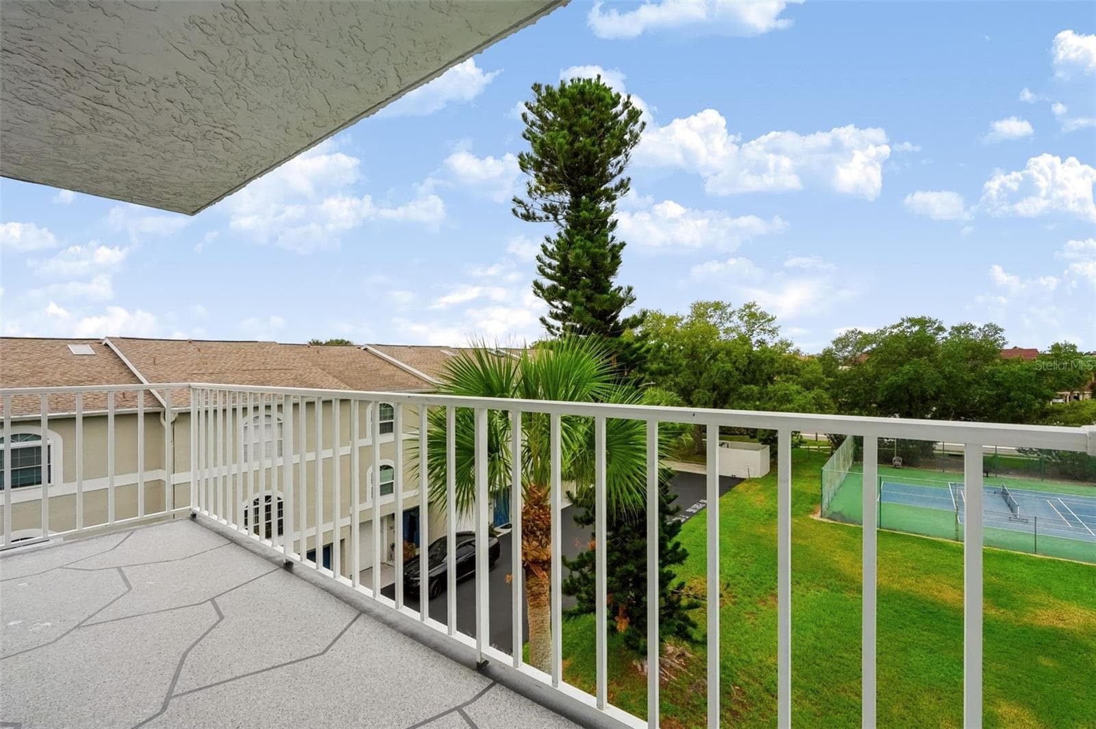 Condominium at 719 PINELLAS BAYWAY S #311, ST PETERSBURG, photo 22 of 39