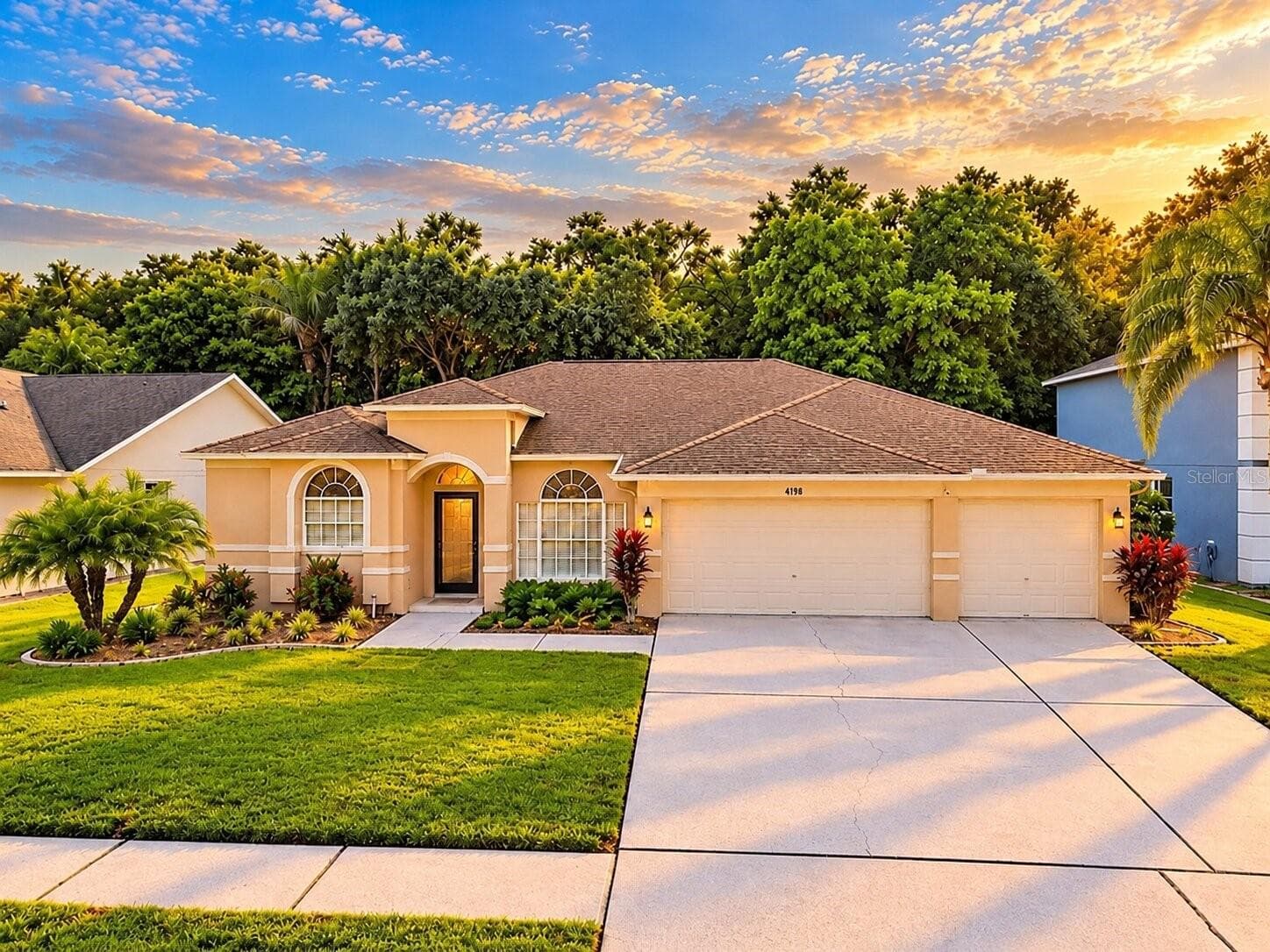 Single Family Residence at 4798 AUGUSTA AVE, OLDSMAR, photo 2 of 56