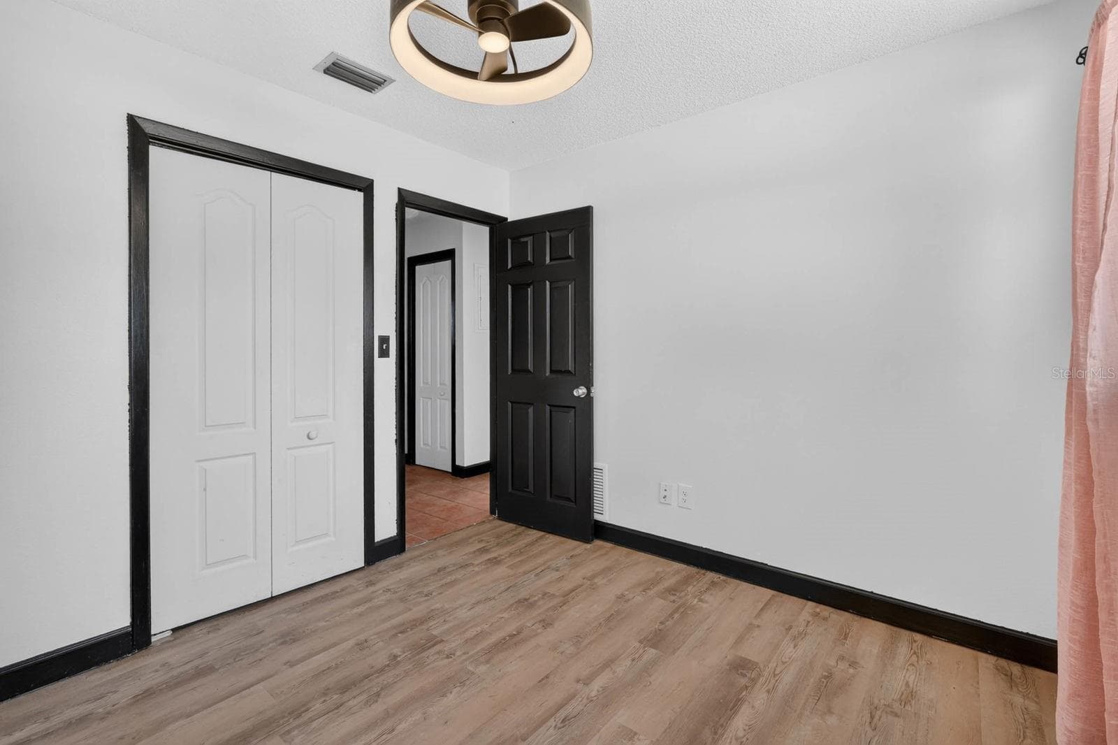 Single Family Residence at 119 BIGELOW DR, EDGEWATER, photo 18 of 28