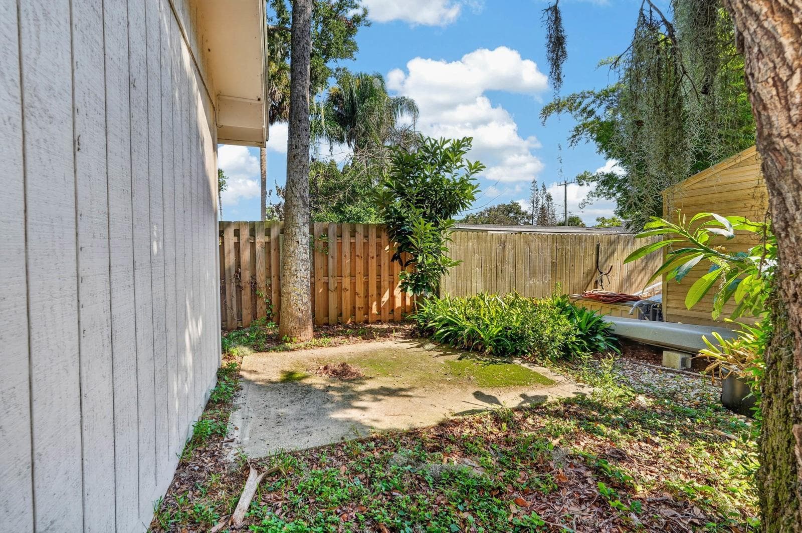Single Family Residence at 119 BIGELOW DR, EDGEWATER, photo 25 of 28