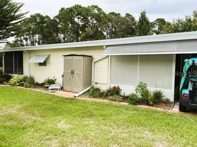 Manufactured Home at 122 TAMARISK WAY, LEESBURG, photo 2 of 3