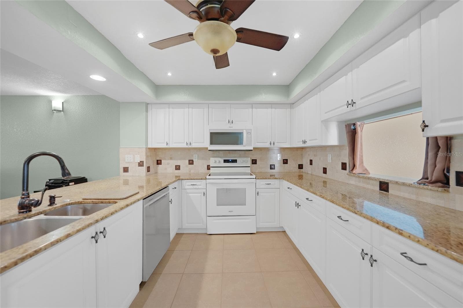 Condominium at 240 LEWIS CIR #513, PUNTA GORDA, photo 8 of 45