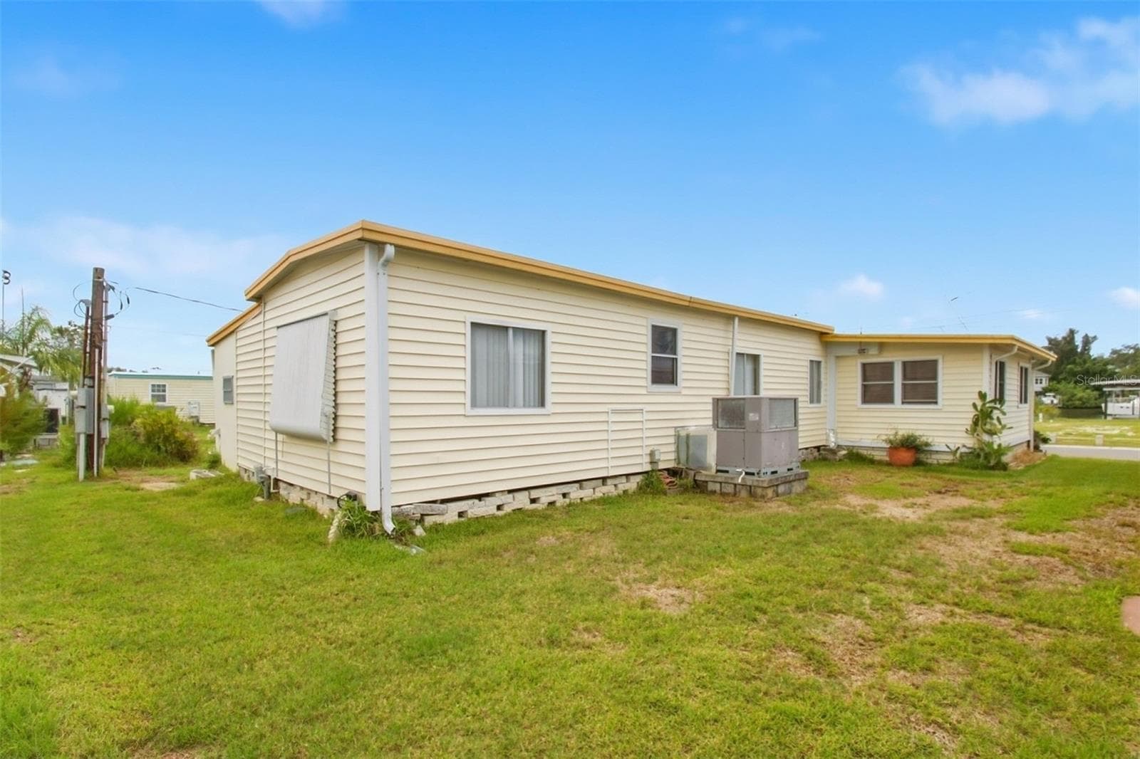 Mobile Home to be removed - 65 SCHOONER DR #65, PALM HARBOR