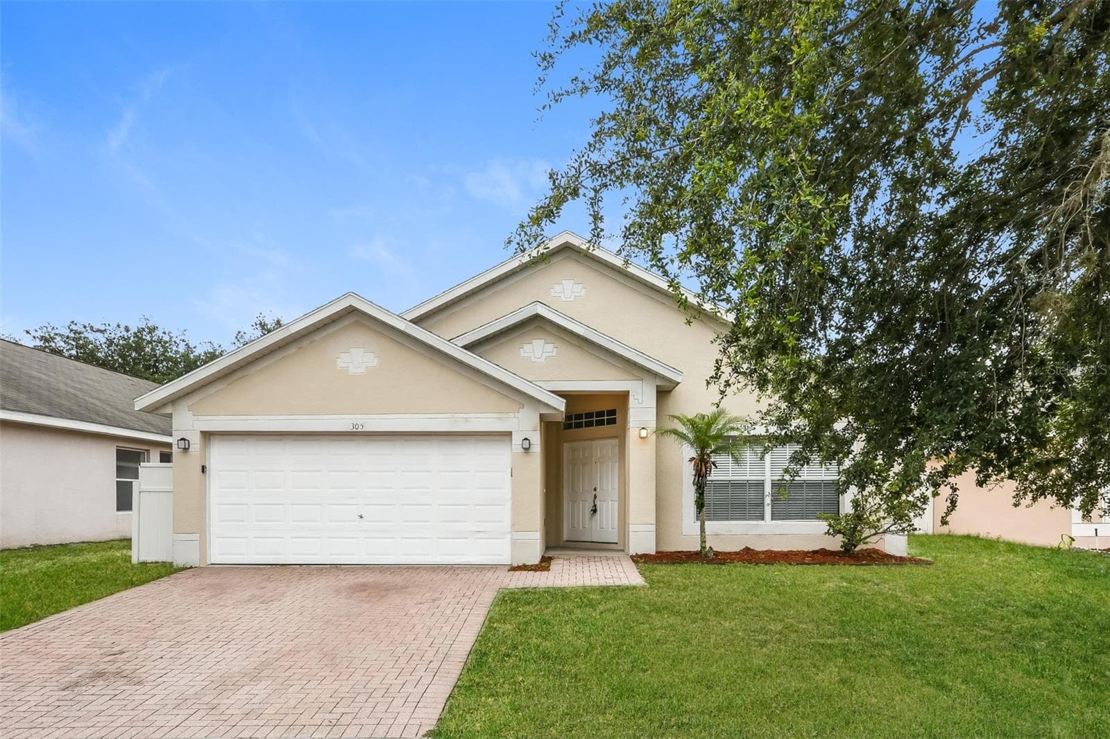 305 WEATHERBY PL