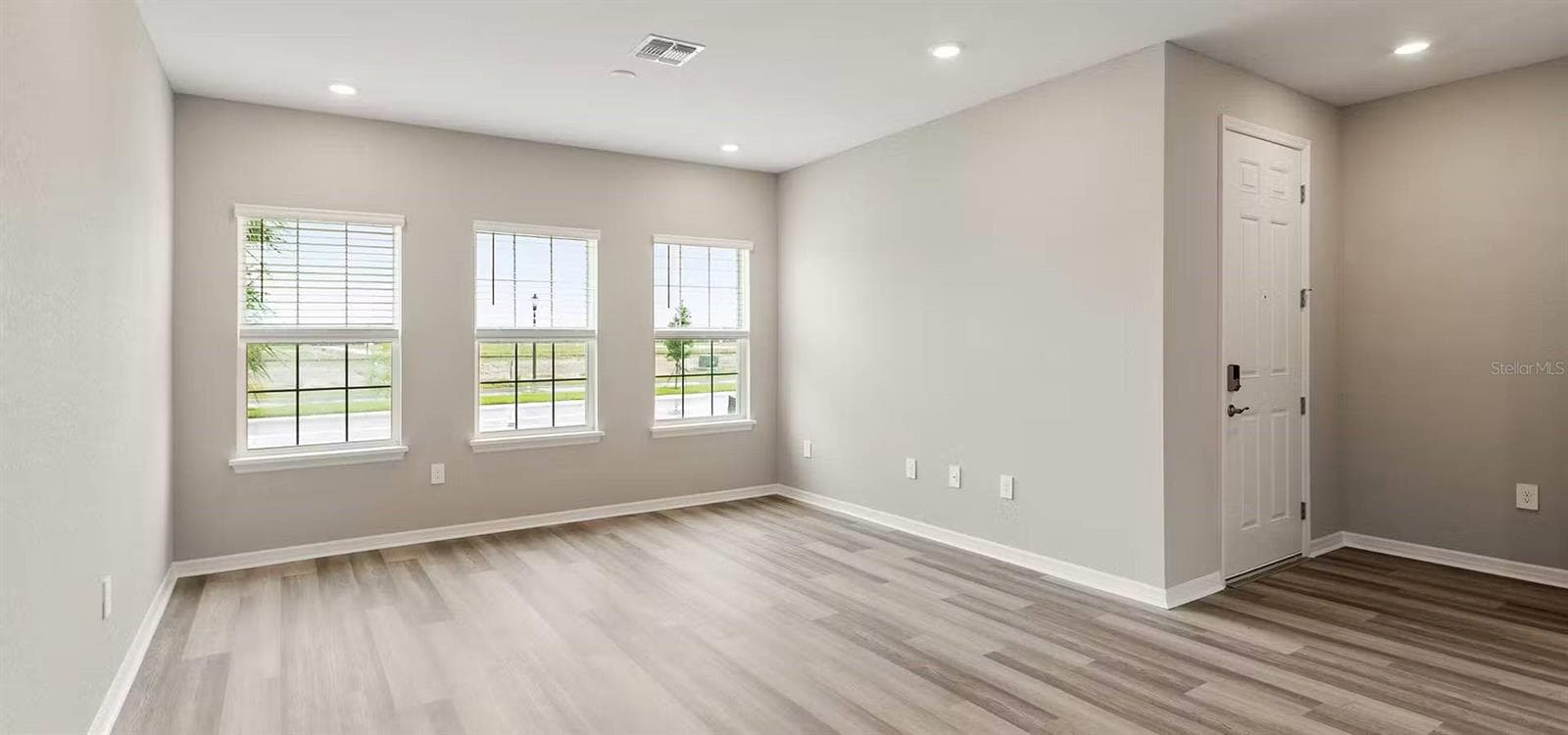 Single Family Residence at 4025 WAVING HICKORY BLVD, ST CLOUD, photo 6 of 11