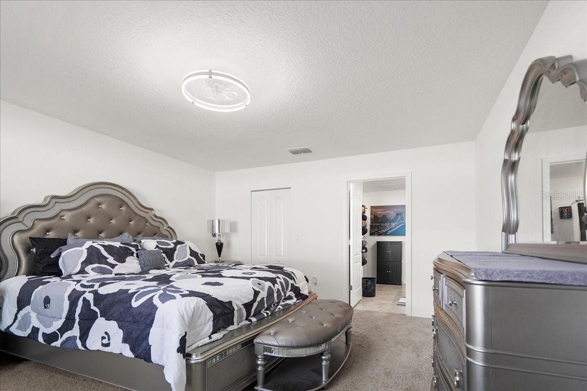 Owner's Bedroom - 15031 SW 28TH TERRACE RD, OCALA