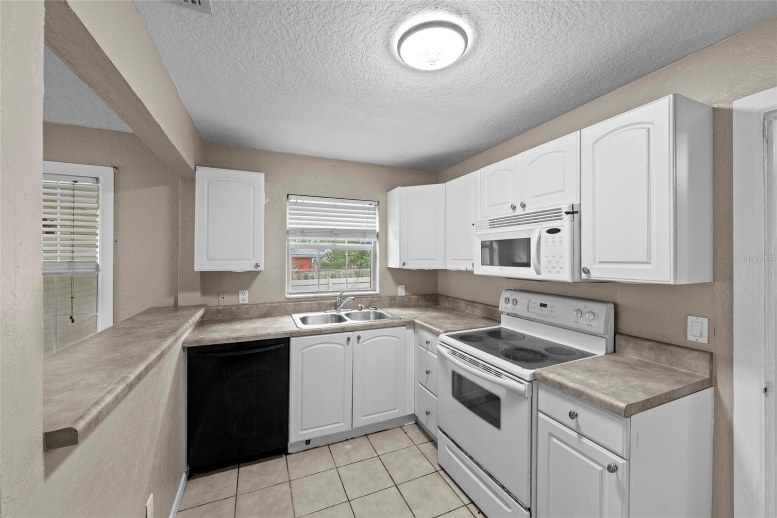 Kitchen - 1206 30TH ST W, BRADENTON
