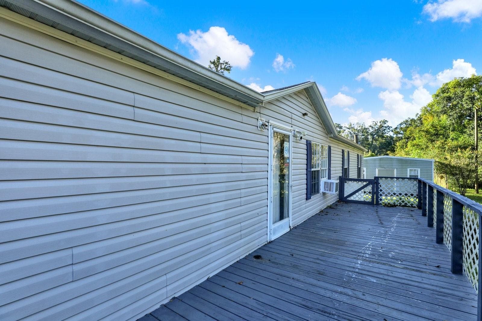 Manufactured Home at 9211 HARNEY BAPTIST CHURCH RD, TAMPA, photo 7 of 29