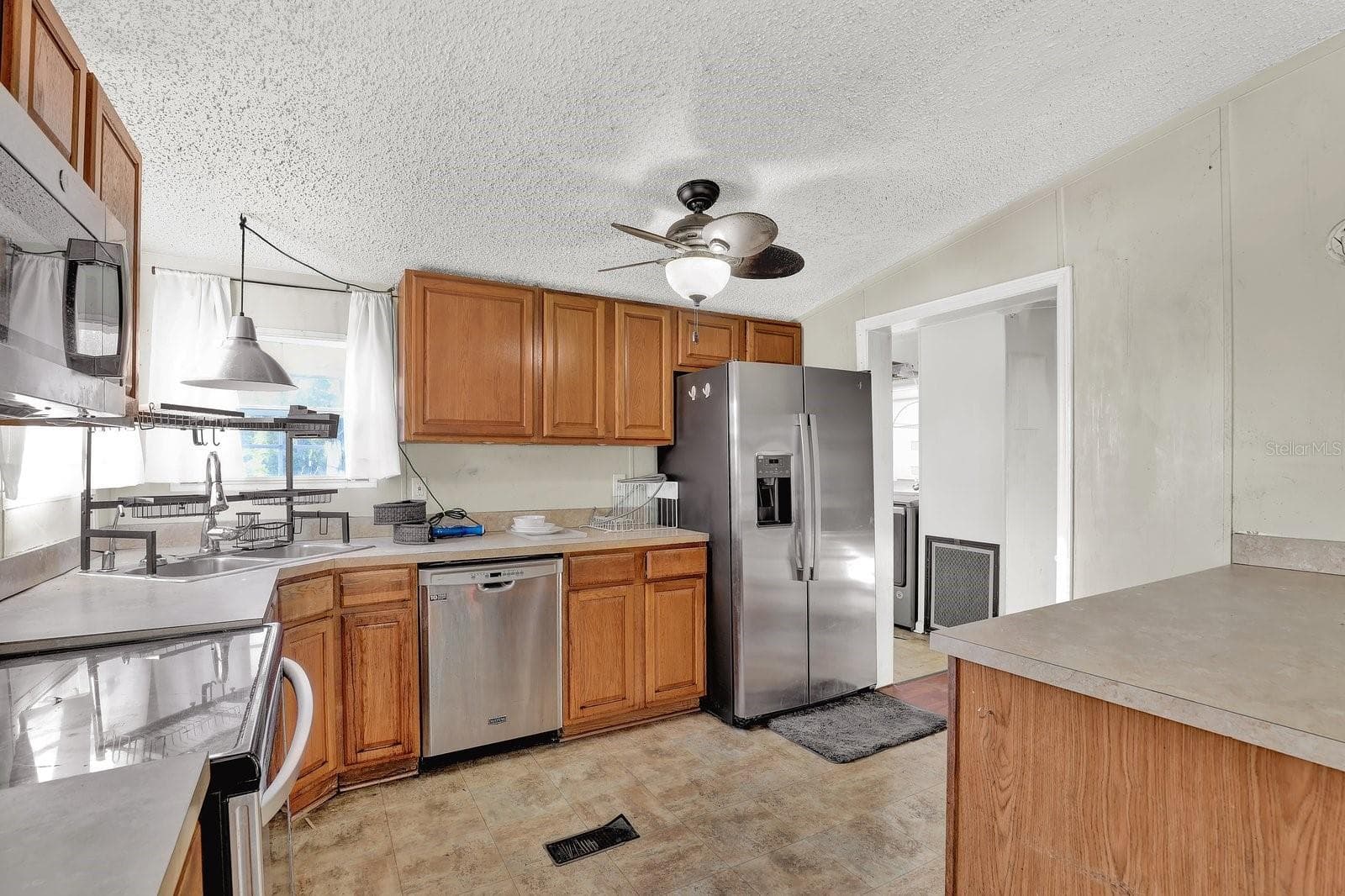 Manufactured Home at 9211 HARNEY BAPTIST CHURCH RD, TAMPA, photo 13 of 29