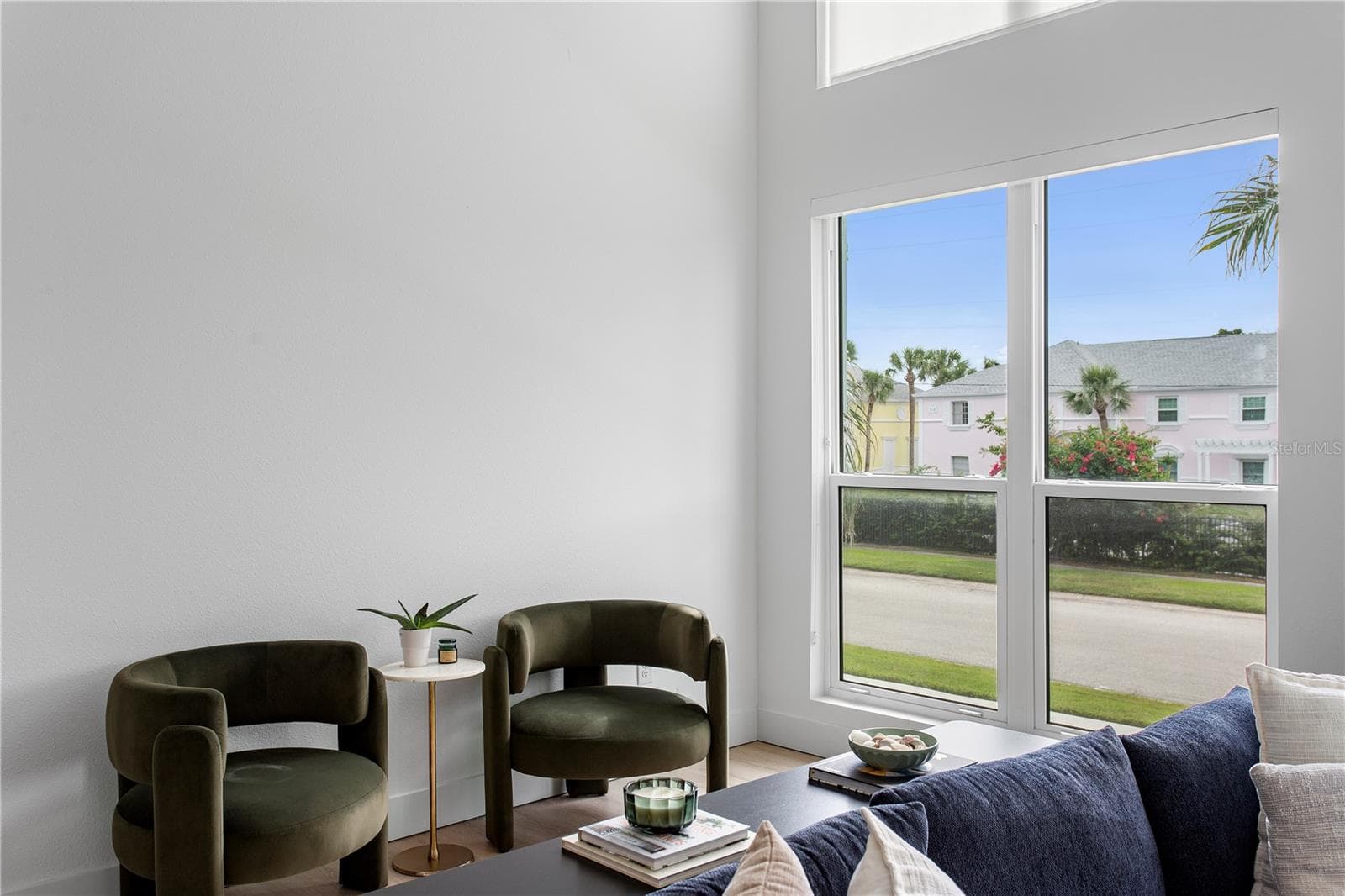 Townhouse at 3826 POMPANO DR SE, ST PETERSBURG, photo 8 of 37