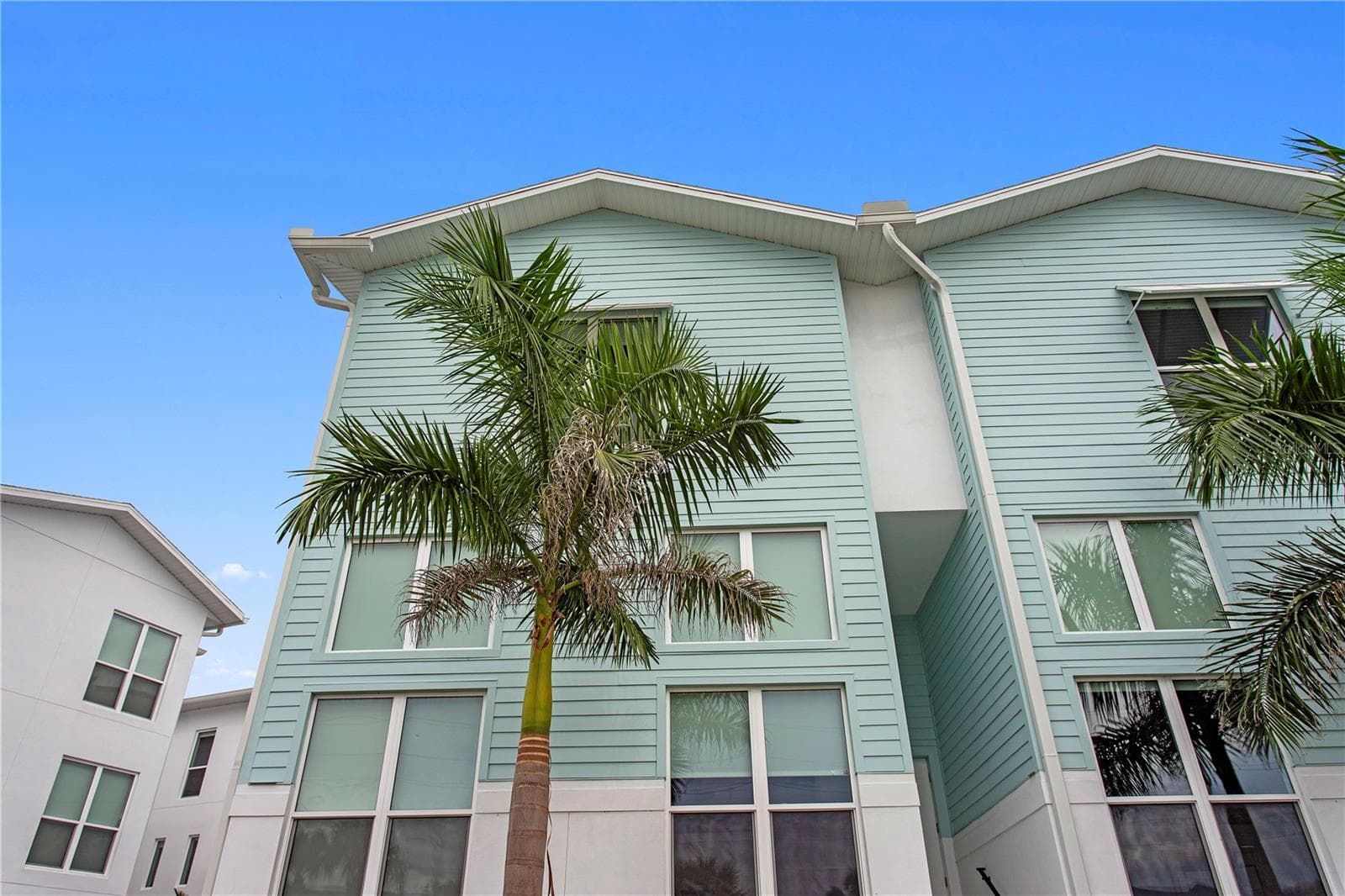Townhouse at 3826 POMPANO DR SE, ST PETERSBURG, photo 34 of 37