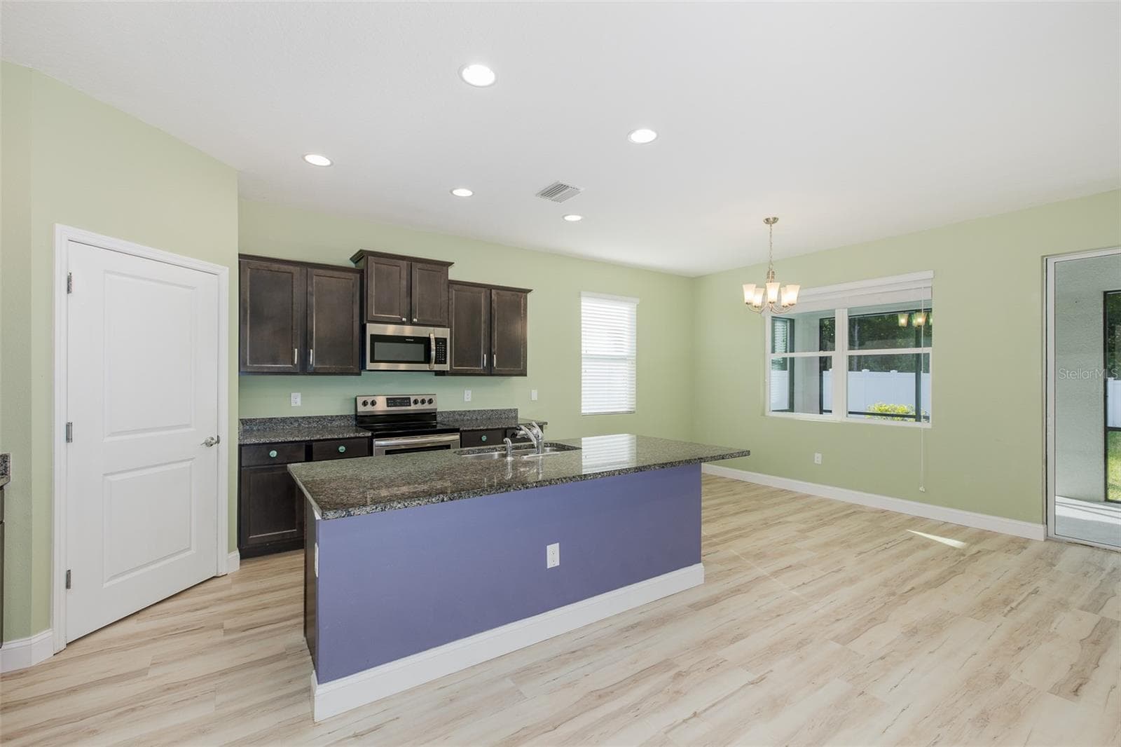 Single Family Residence at 13786 HUNTING CREEK PL, SPRING HILL, photo 6 of 38