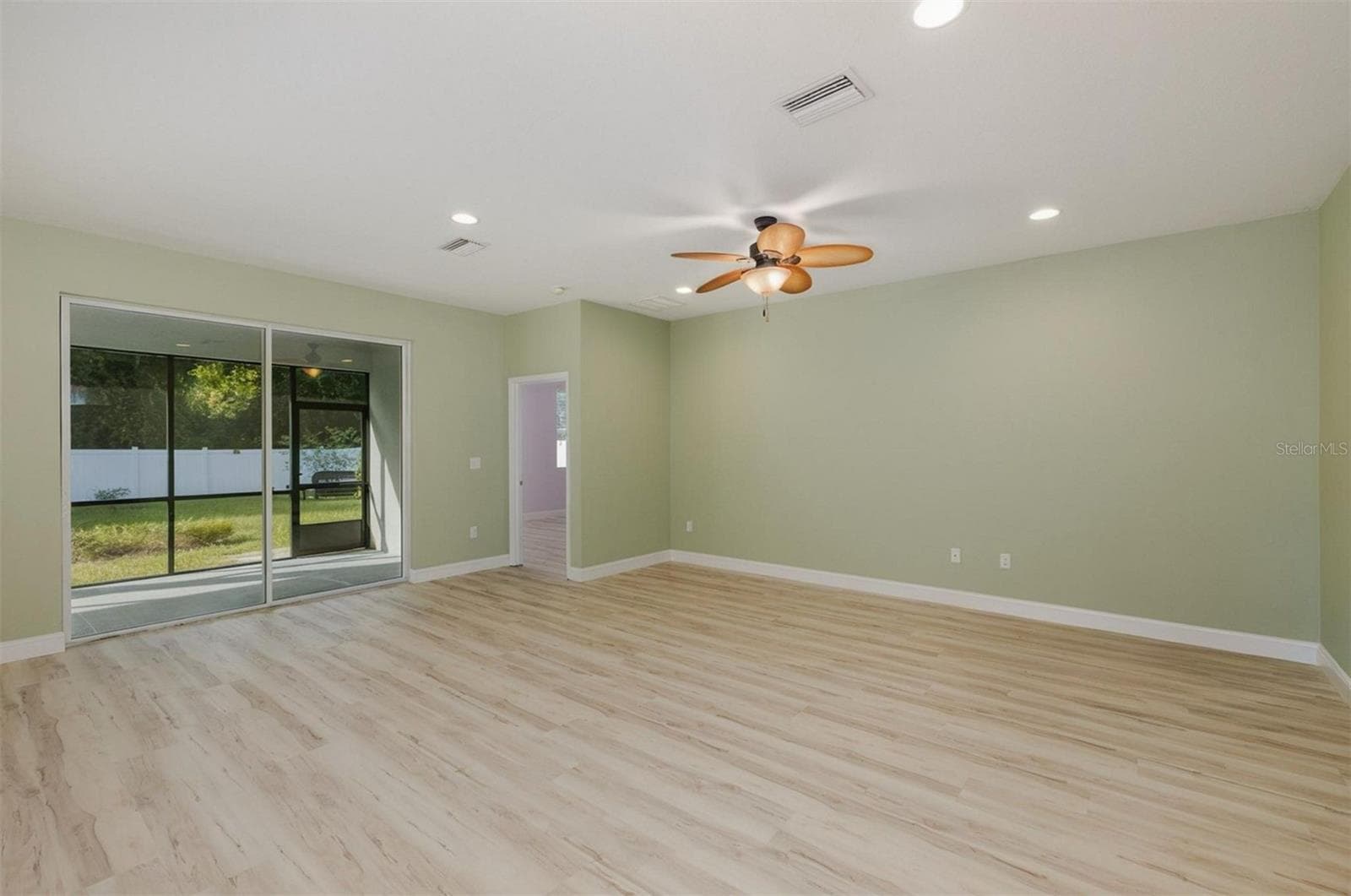 Living room - 13786 HUNTING CREEK PL, SPRING HILL