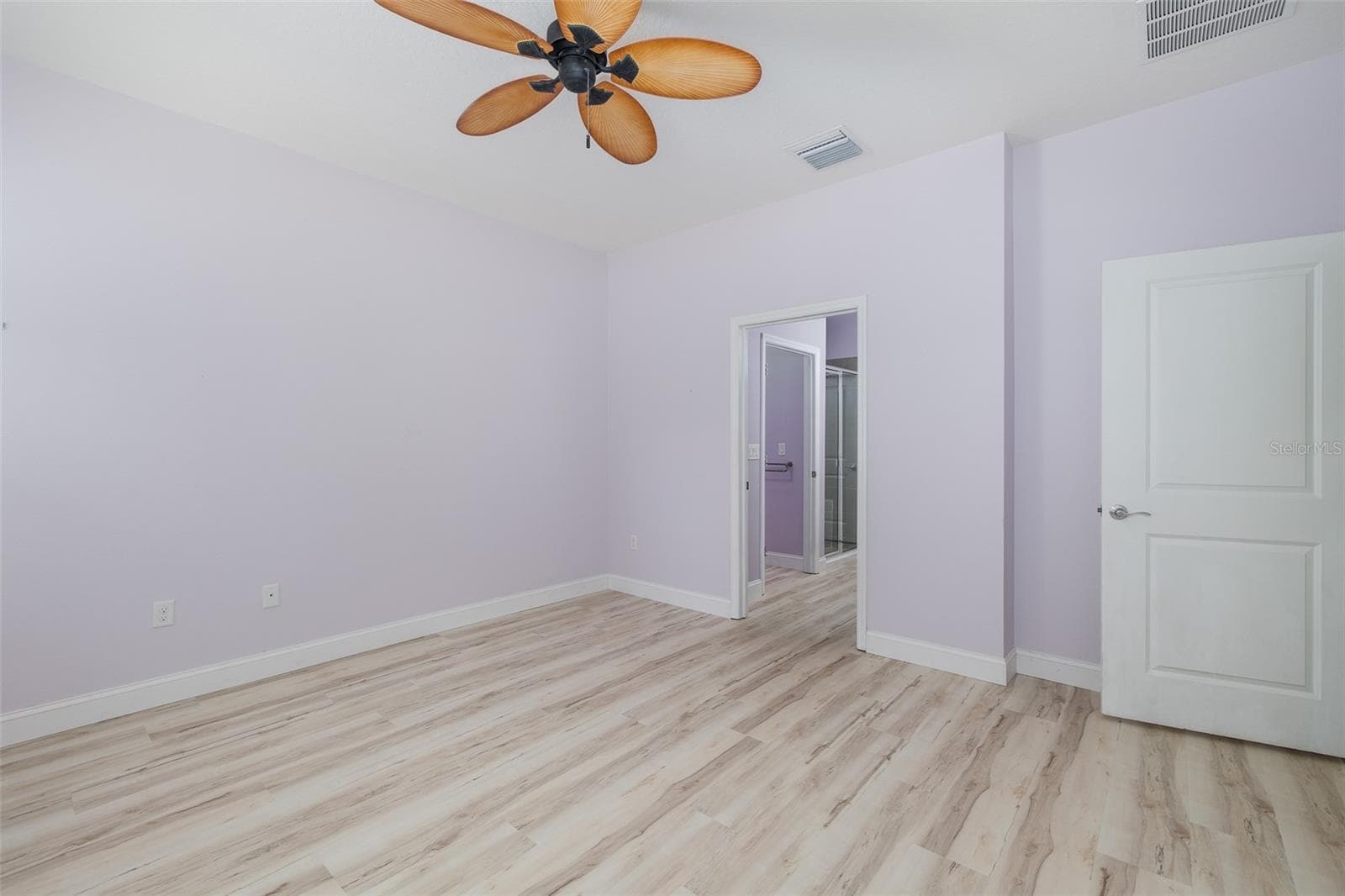 Primary suite - 13786 HUNTING CREEK PL, SPRING HILL