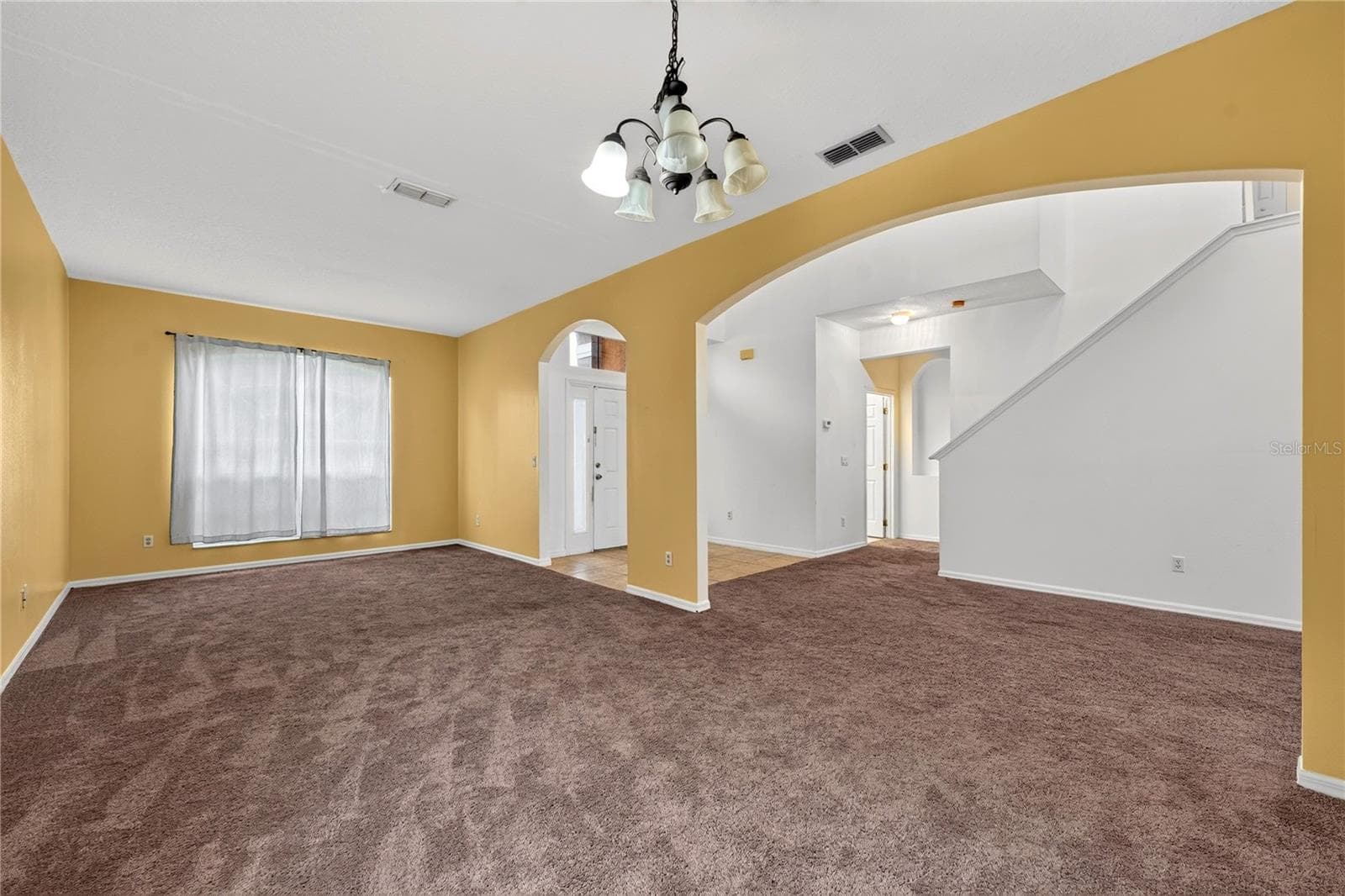 Single Family Residence at 2838 SWEETSPIRE CIR, KISSIMMEE, photo 4 of 58