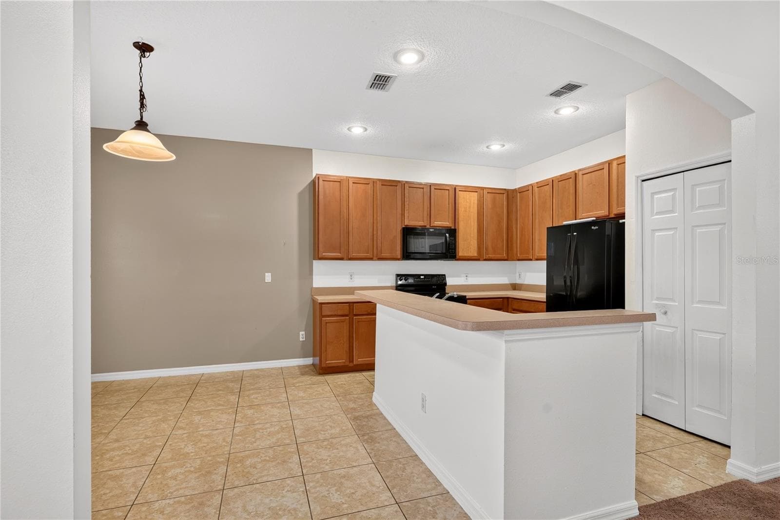 Single Family Residence at 2838 SWEETSPIRE CIR, KISSIMMEE, photo 20 of 58