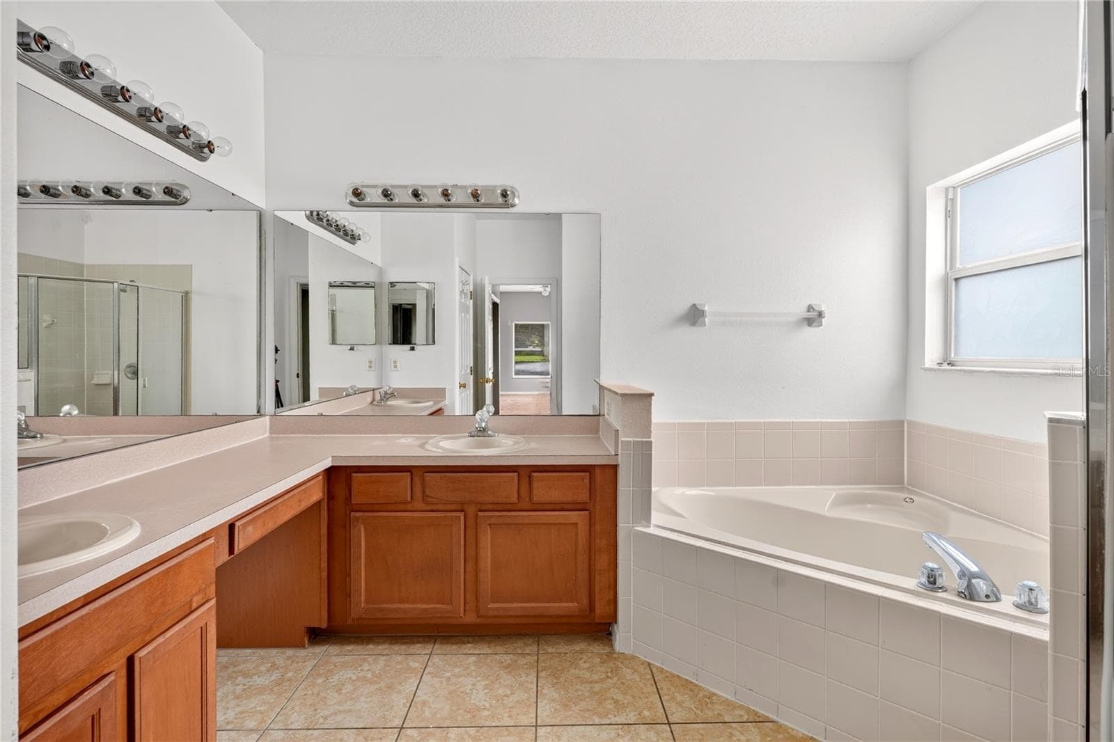 Single Family Residence at 2838 SWEETSPIRE CIR, KISSIMMEE, photo 30 of 58