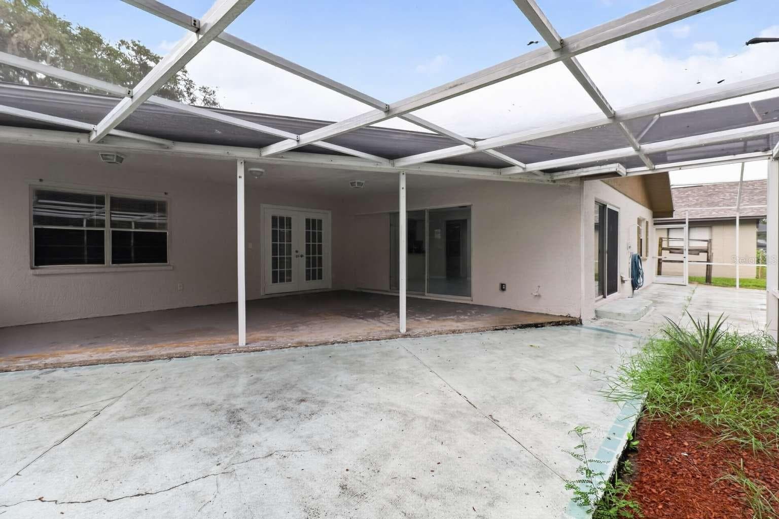 Single Family Residence at 9504 VIA SEGOVIA, NEW PORT RICHEY, photo 18 of 20
