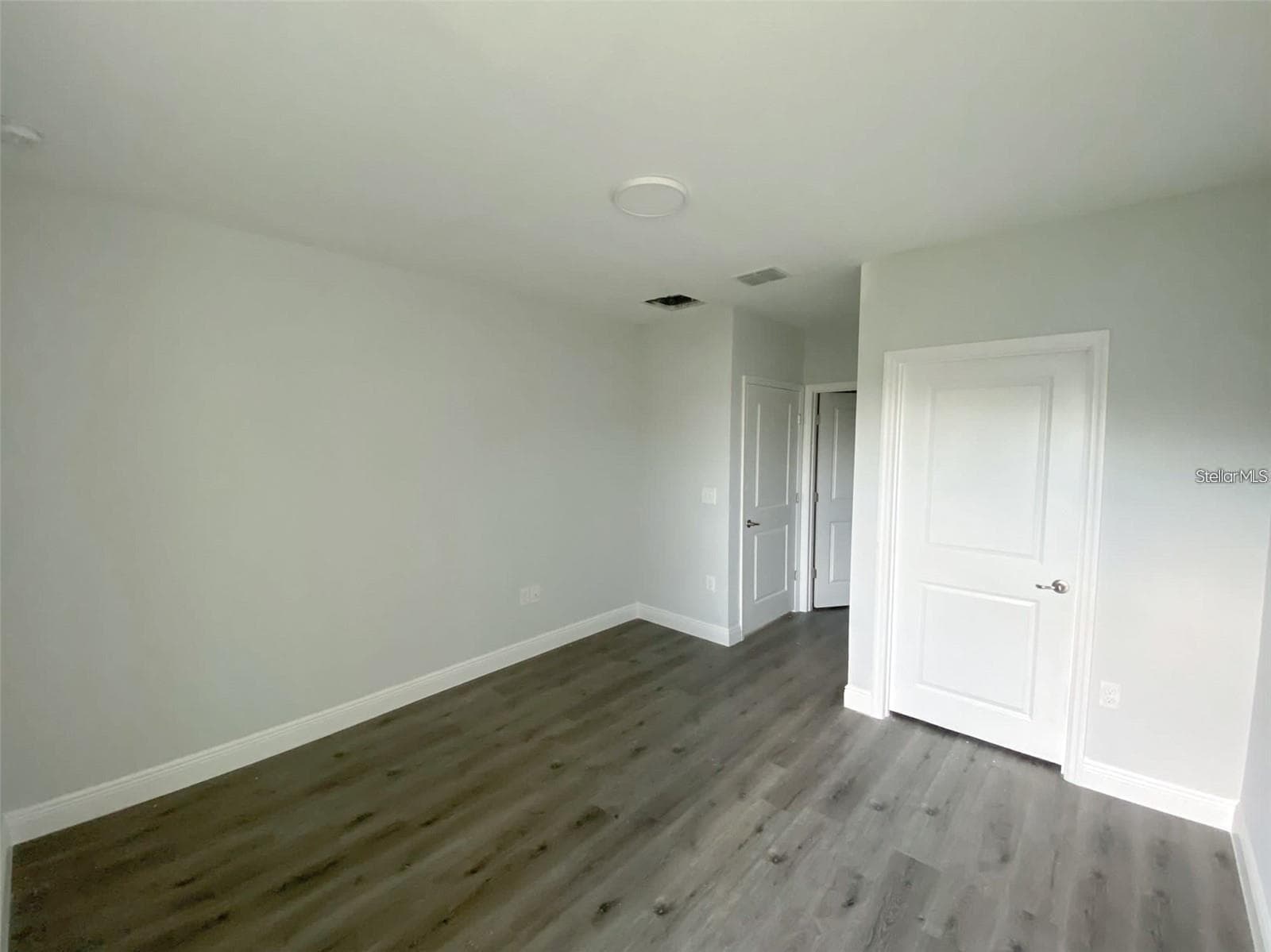 Duplex at 535 ALBATROSS DR, POINCIANA, photo 6 of 11