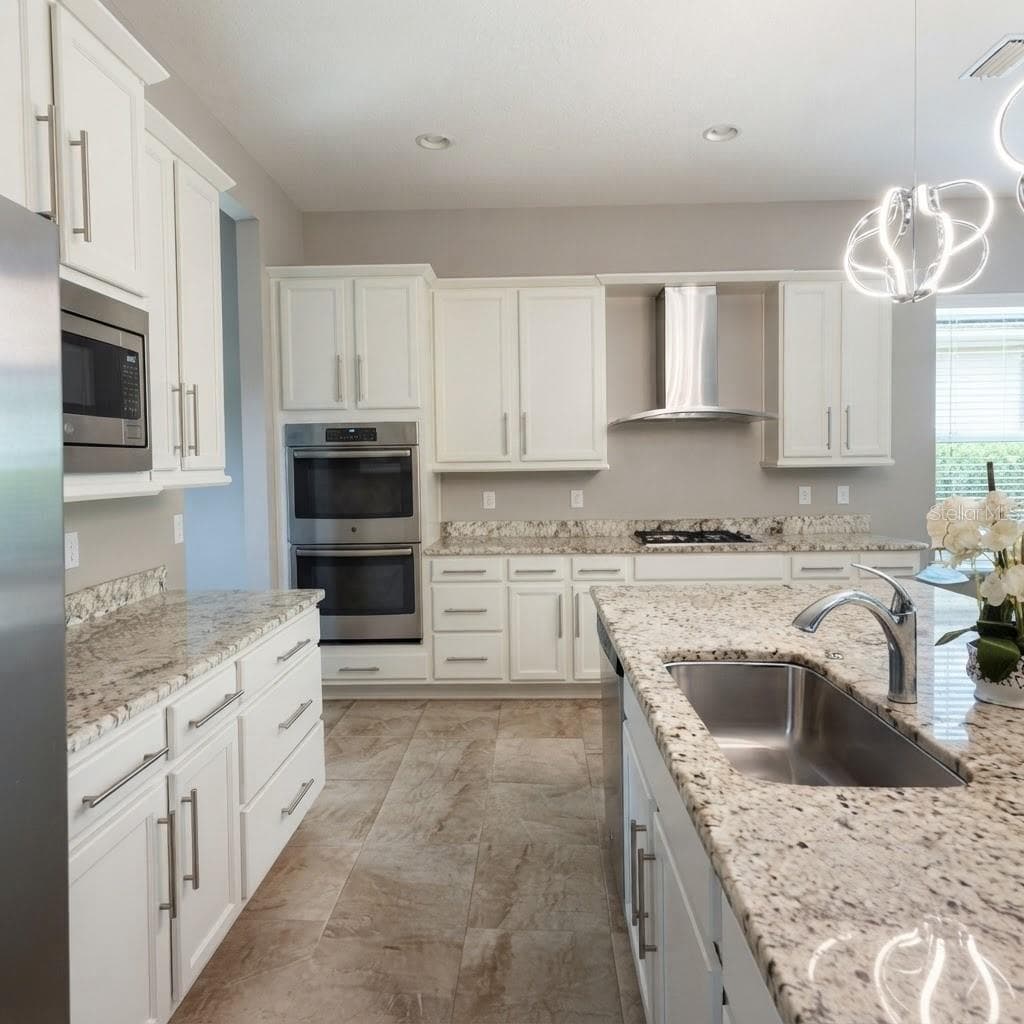 Single Family Residence at 31261 CHESAPEAKE BAY DR, WESLEY CHAPEL, photo 8 of 37
