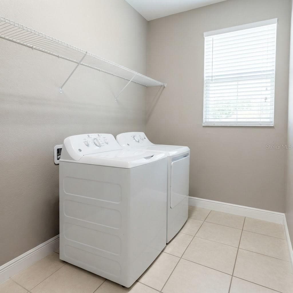 Single Family Residence at 31261 CHESAPEAKE BAY DR, WESLEY CHAPEL, photo 18 of 37