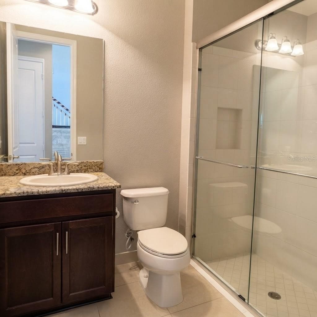 Single Family Residence at 31261 CHESAPEAKE BAY DR, WESLEY CHAPEL, photo 19 of 37
