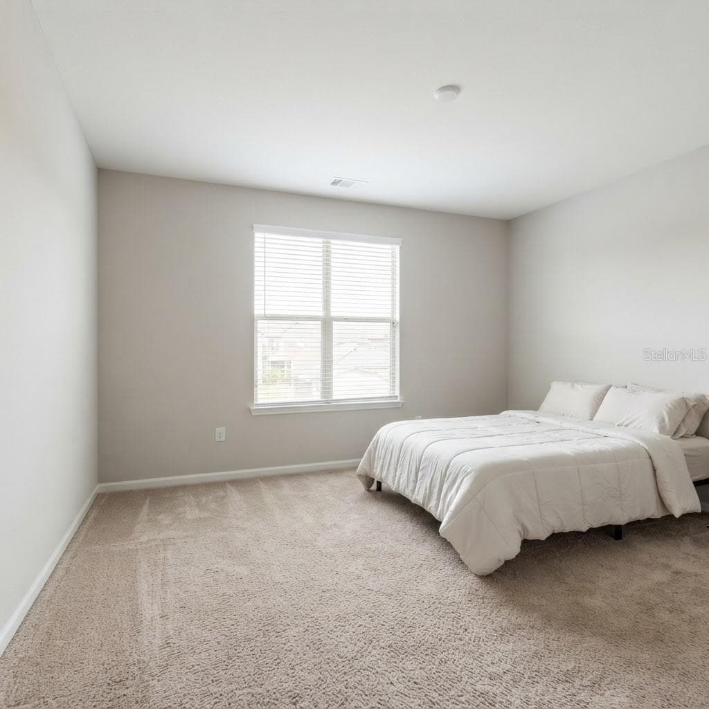 Single Family Residence at 31261 CHESAPEAKE BAY DR, WESLEY CHAPEL, photo 25 of 37