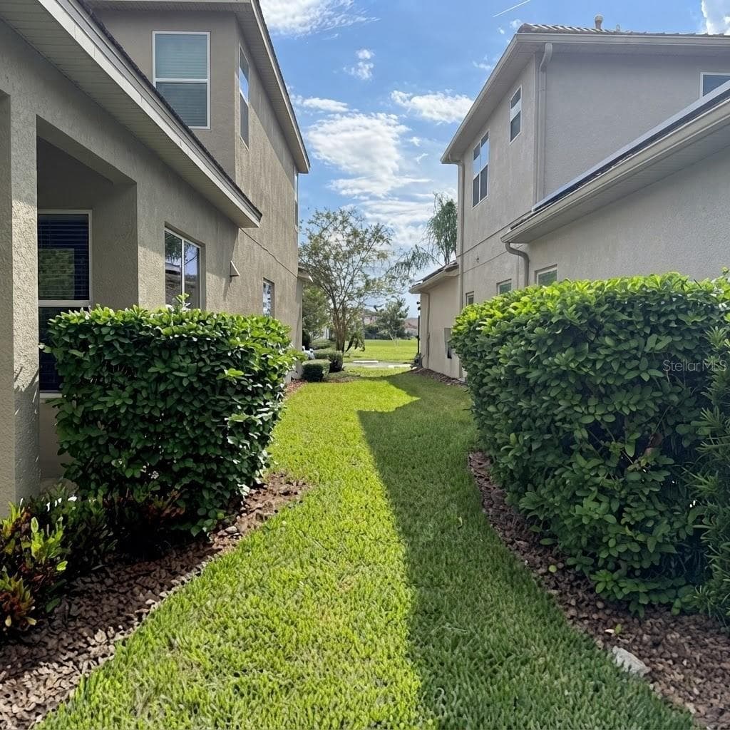 Single Family Residence at 31261 CHESAPEAKE BAY DR, WESLEY CHAPEL, photo 32 of 37