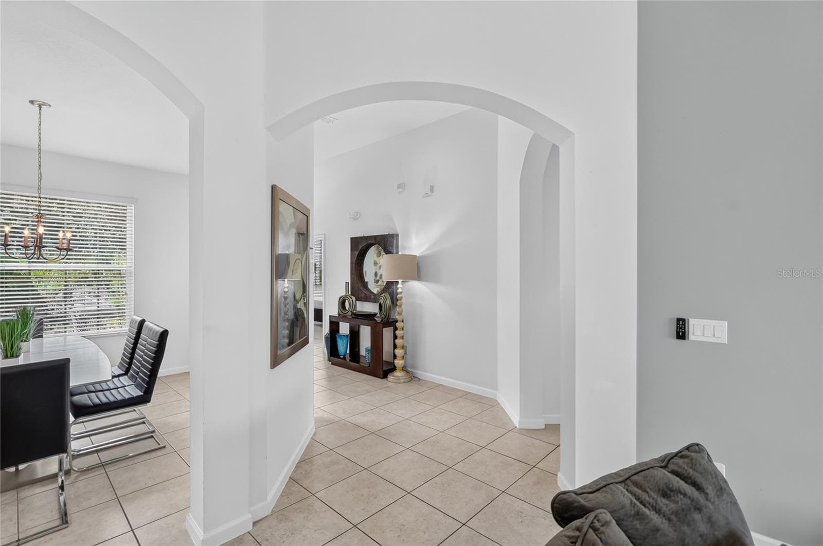 Back out to the family room - 277 YELLOW SNAPDRAGON DR, DAVENPORT