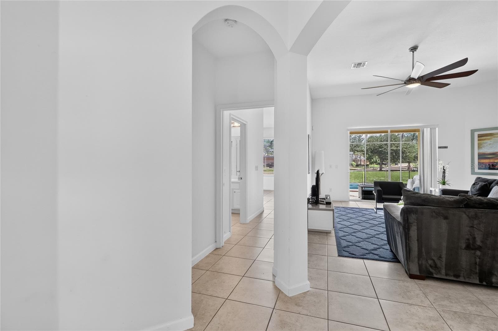 Another view of main living space - 277 YELLOW SNAPDRAGON DR, DAVENPORT