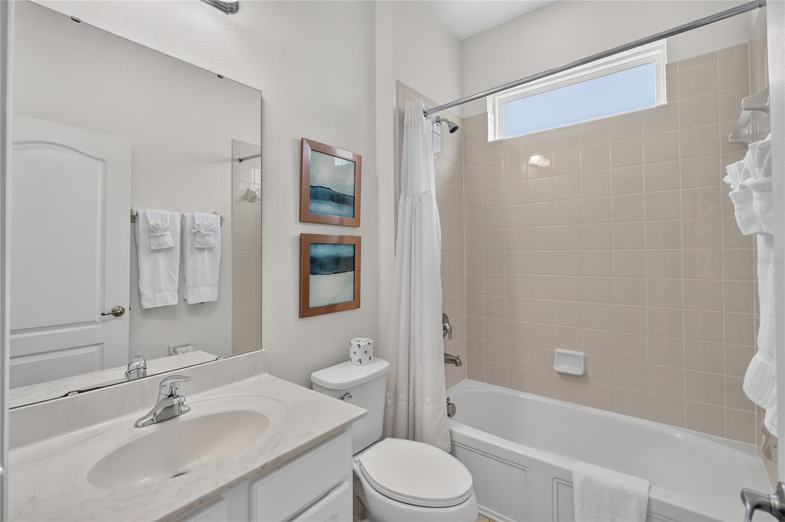 Guest bathroom - 277 YELLOW SNAPDRAGON DR, DAVENPORT