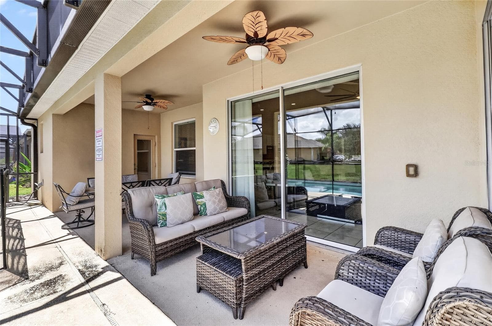 Enjoy the winter weather right here! - 277 YELLOW SNAPDRAGON DR, DAVENPORT