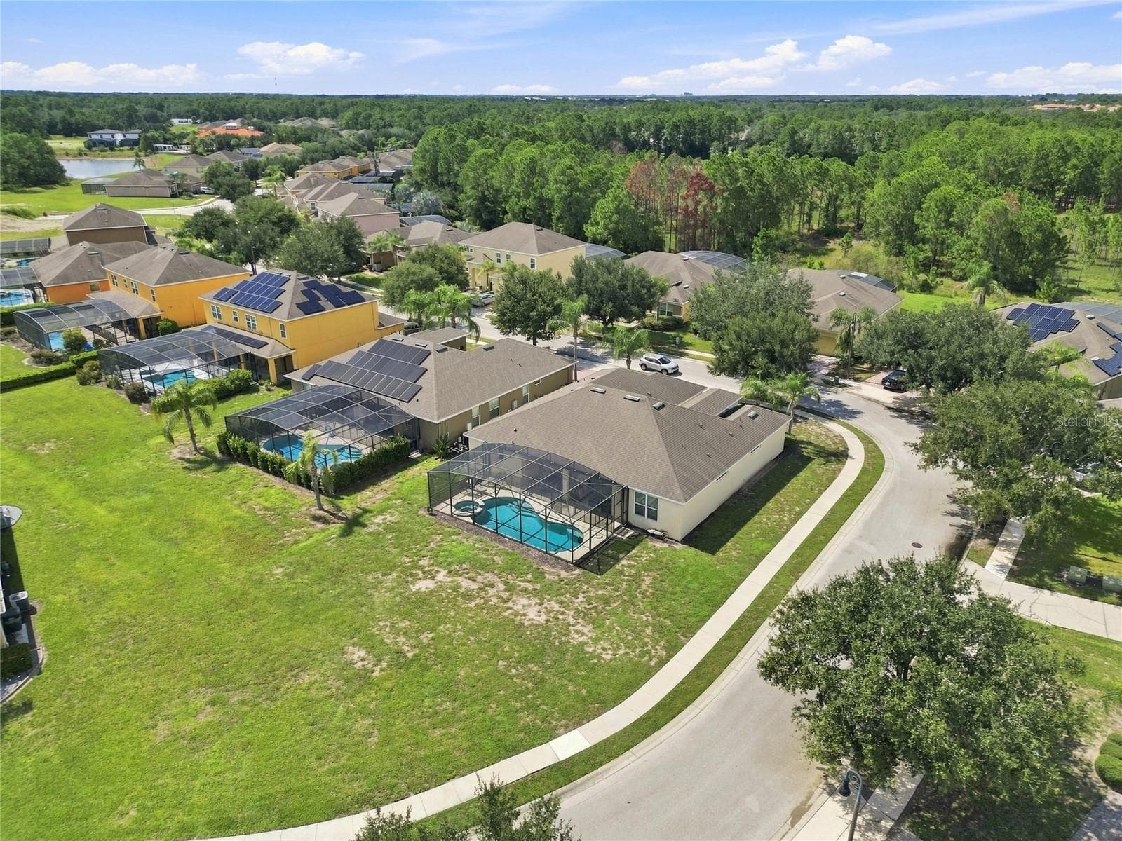 Nice secluded home. - 277 YELLOW SNAPDRAGON DR, DAVENPORT