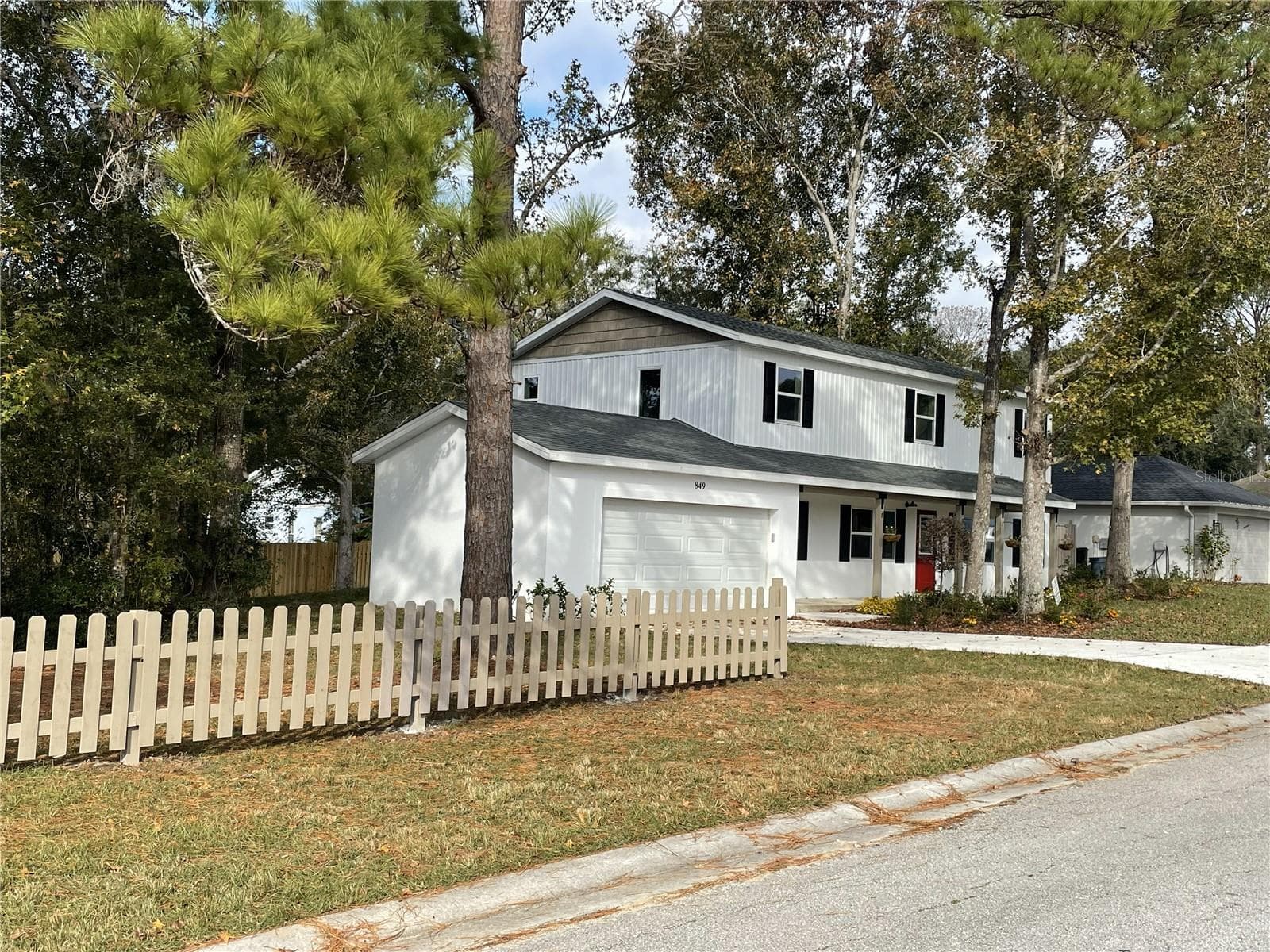 Single Family Residence at 849 LAURELRIDGE CT, BROOKSVILLE, photo 2 of 30