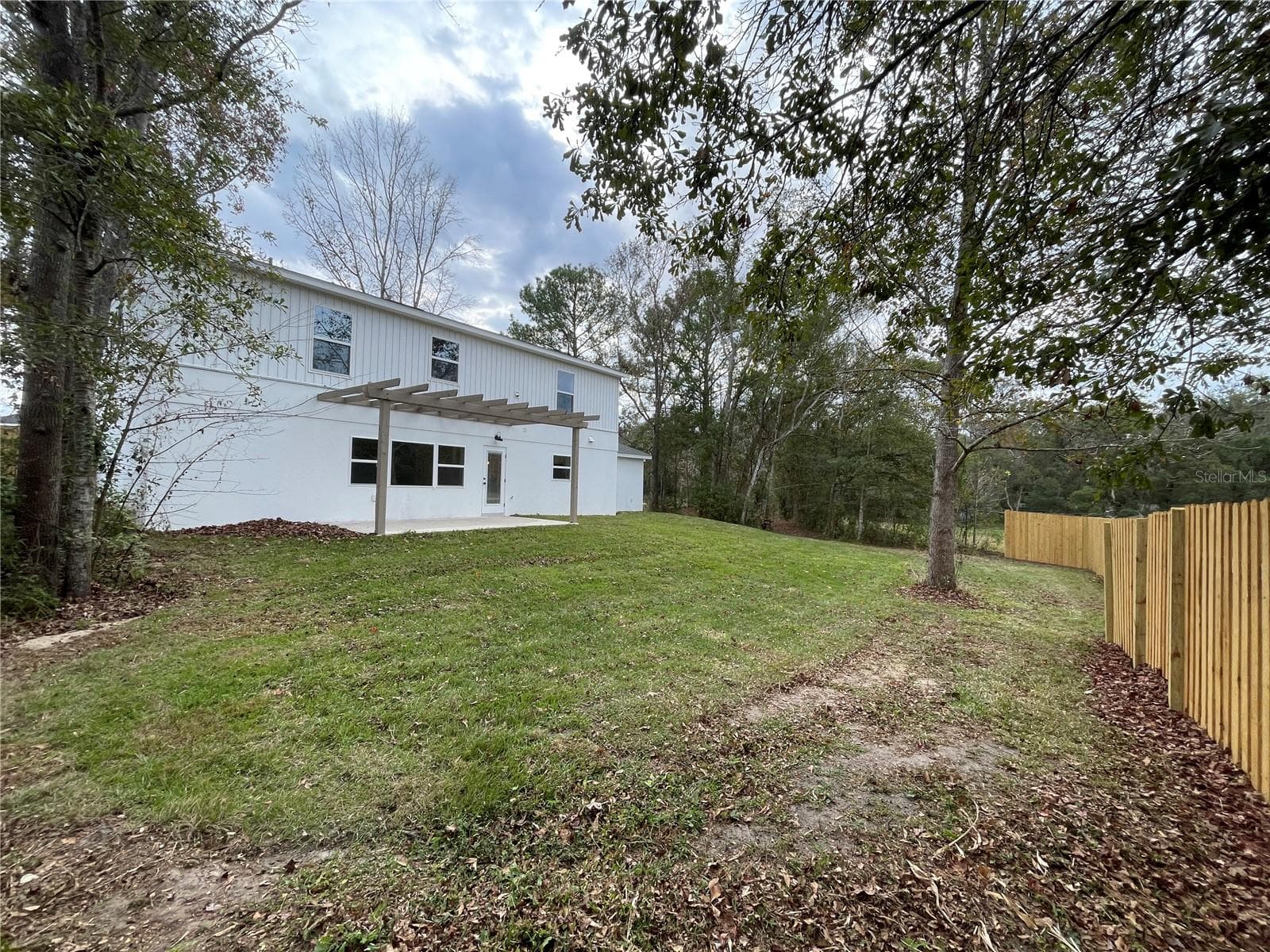 Single Family Residence at 849 LAURELRIDGE CT, BROOKSVILLE, photo 7 of 30