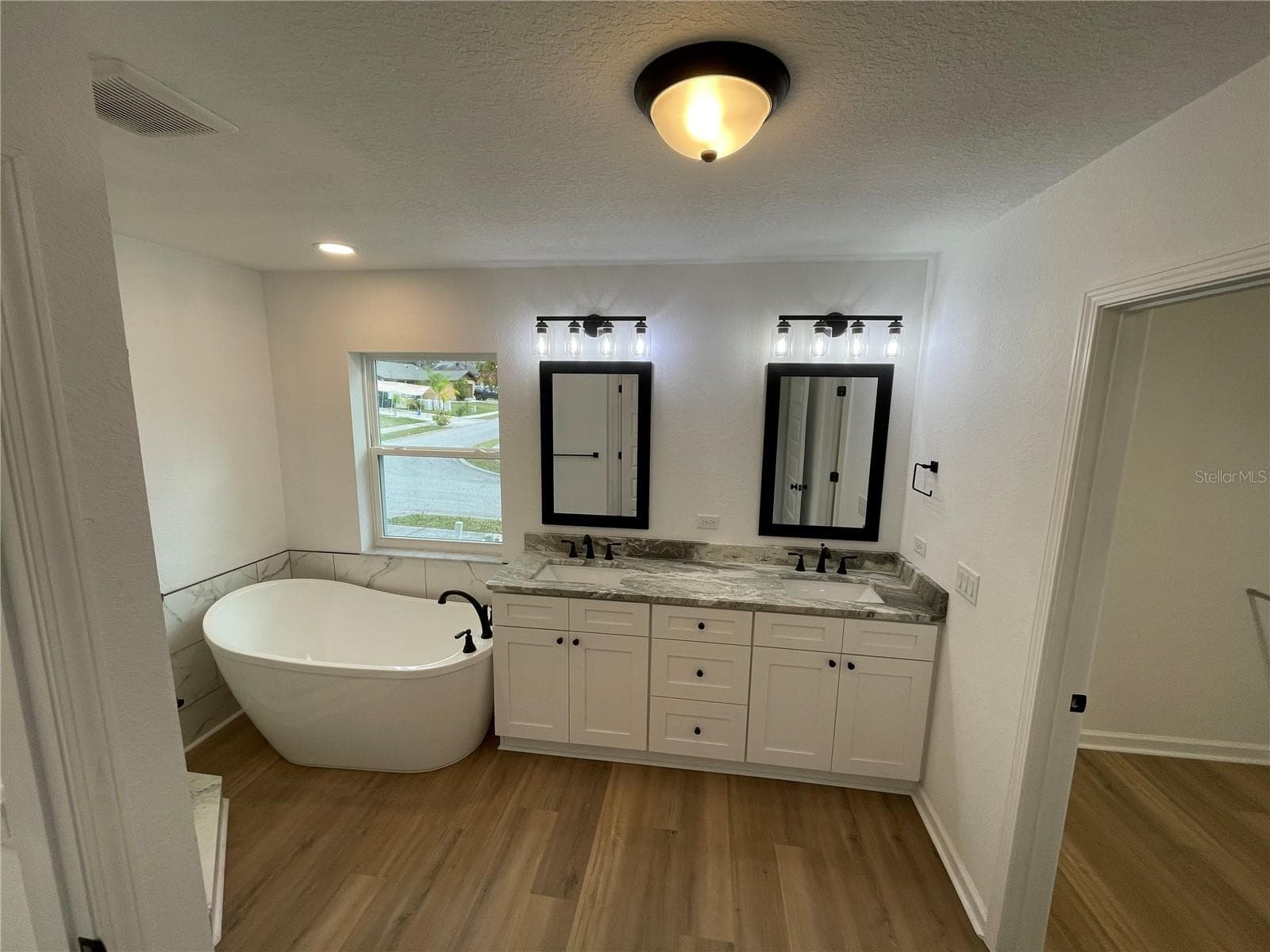 Single Family Residence at 849 LAURELRIDGE CT, BROOKSVILLE, photo 20 of 30