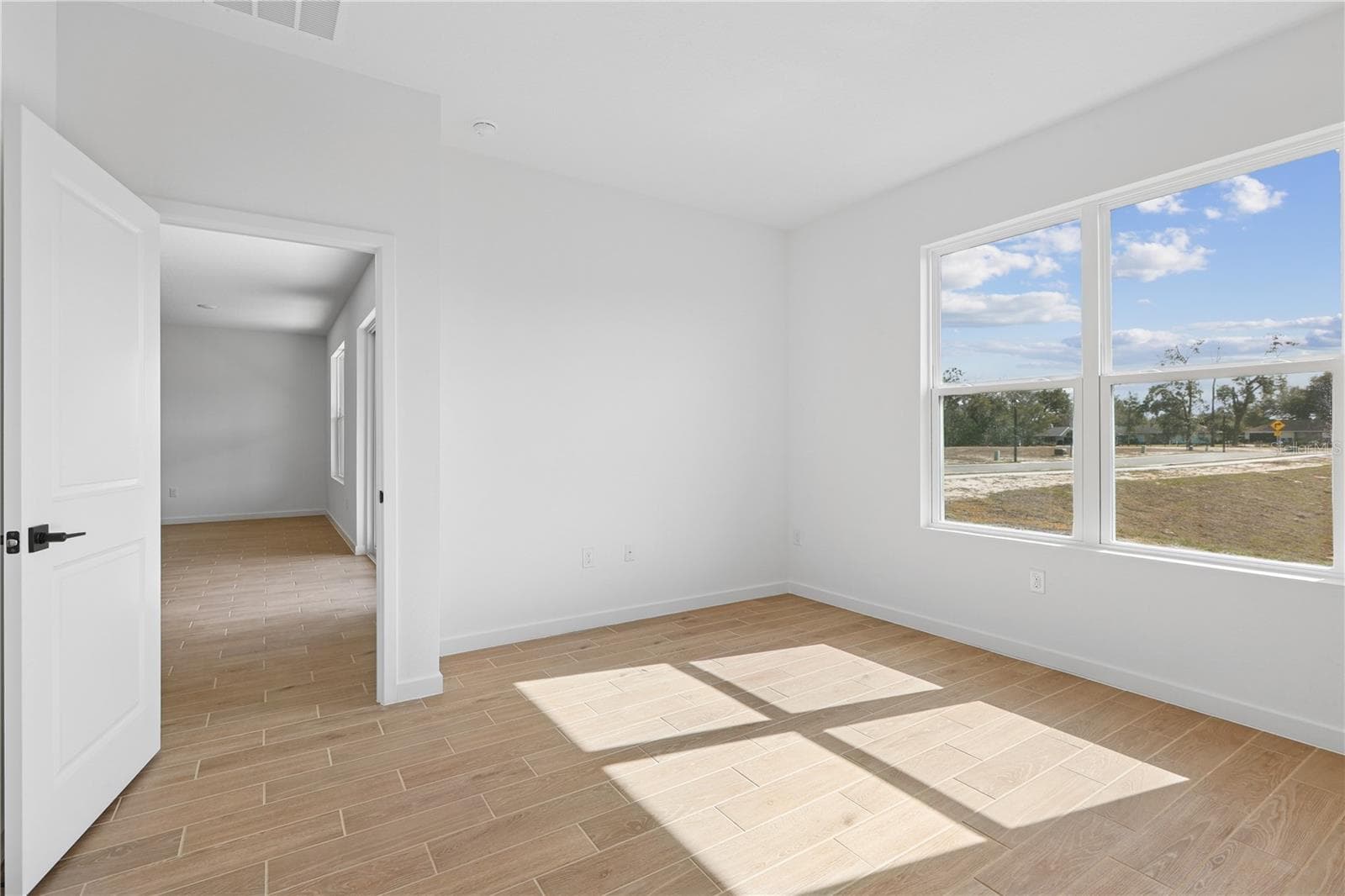 Single Family Residence at 4528 NW 35TH PLACE RD, OCALA, photo 4 of 12