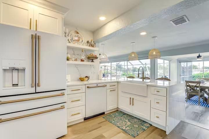 Single Family Residence at 924 ARLINGTON RD, PALMETTO, photo 8 of 36