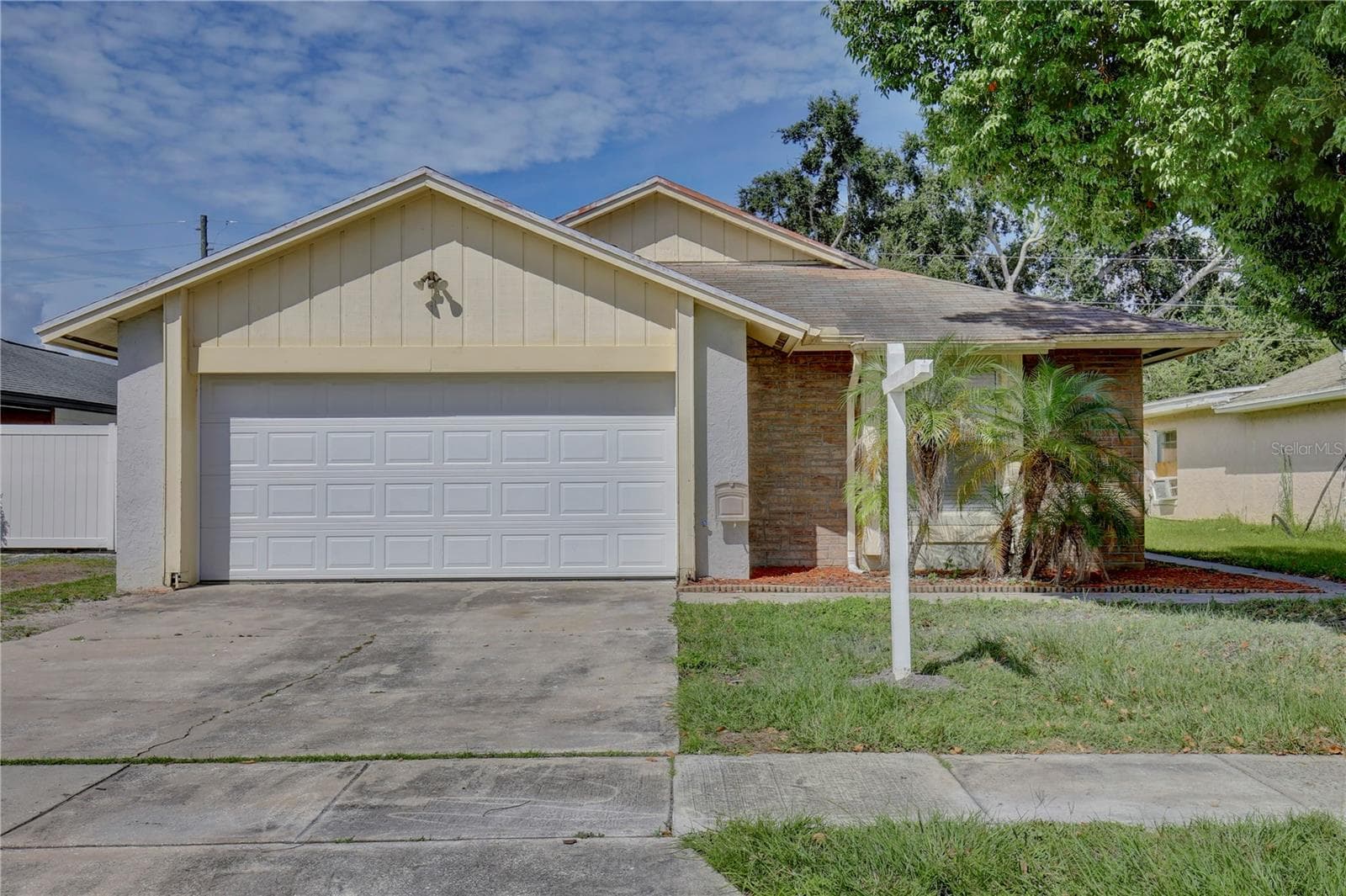 Single Family Residence at 2067 PAPRIKA DR, ORLANDO, photo 2 of 27