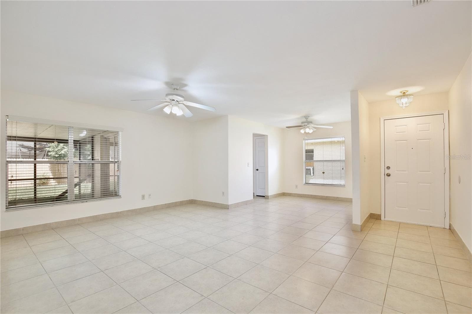 Single Family Residence at 2067 PAPRIKA DR, ORLANDO, photo 6 of 27
