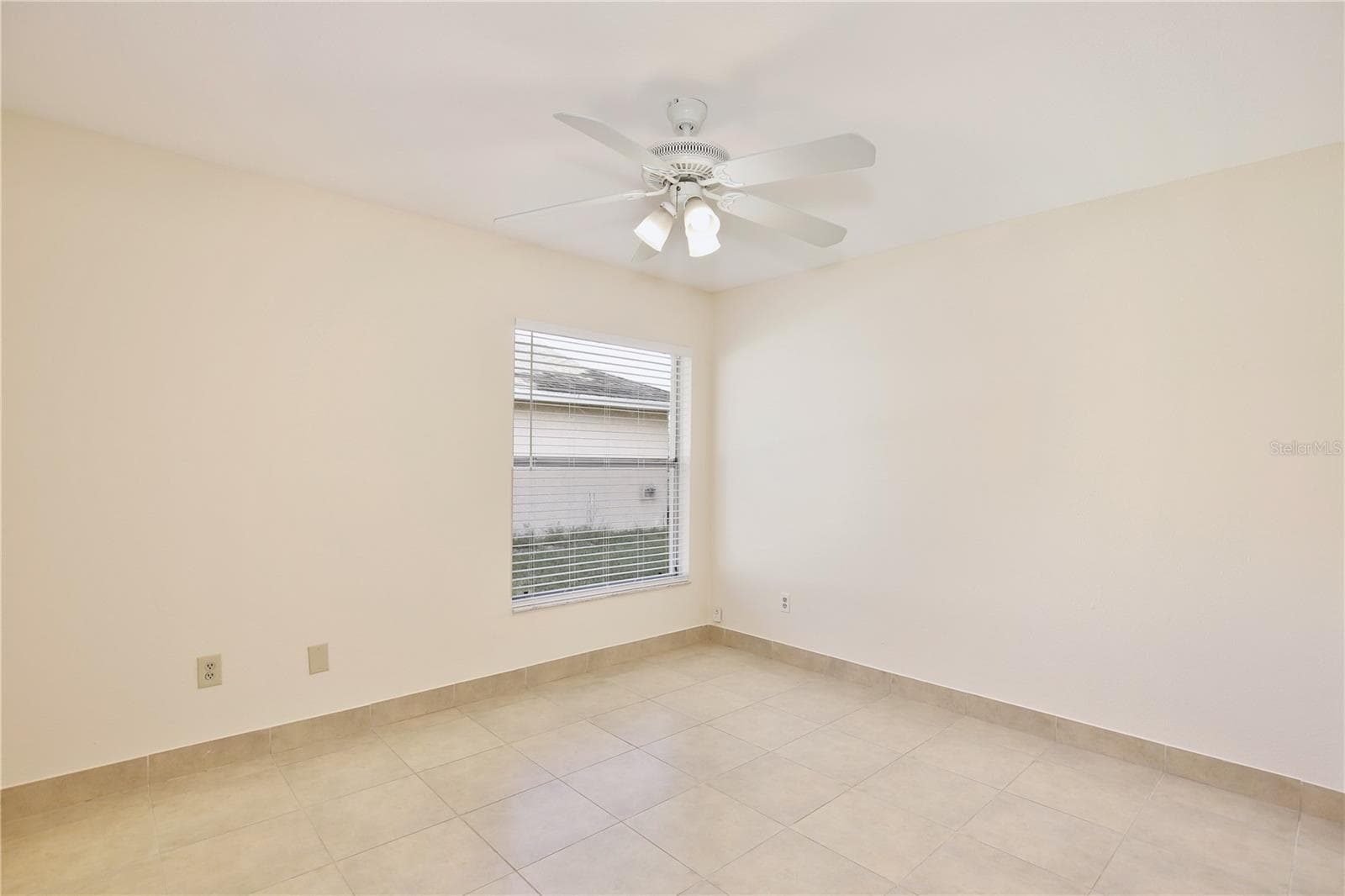 Single Family Residence at 2067 PAPRIKA DR, ORLANDO, photo 17 of 27