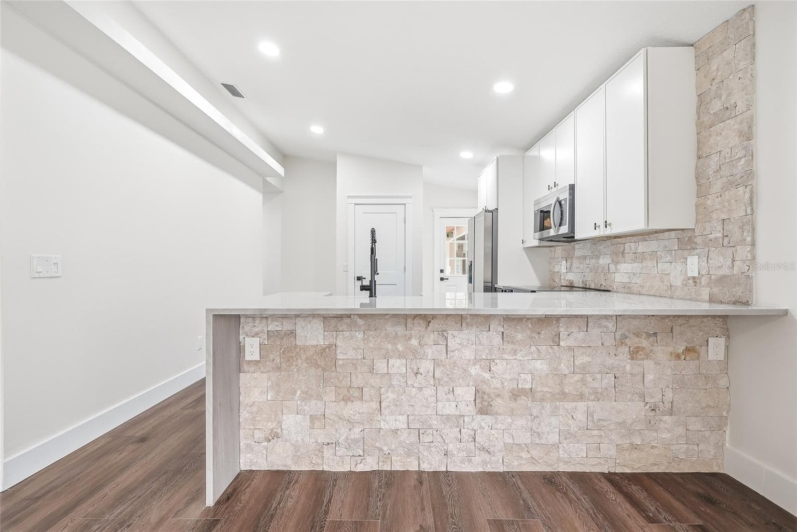 Single Family Residence at 2602 S MILLER RD, VALRICO, photo 50 of 79