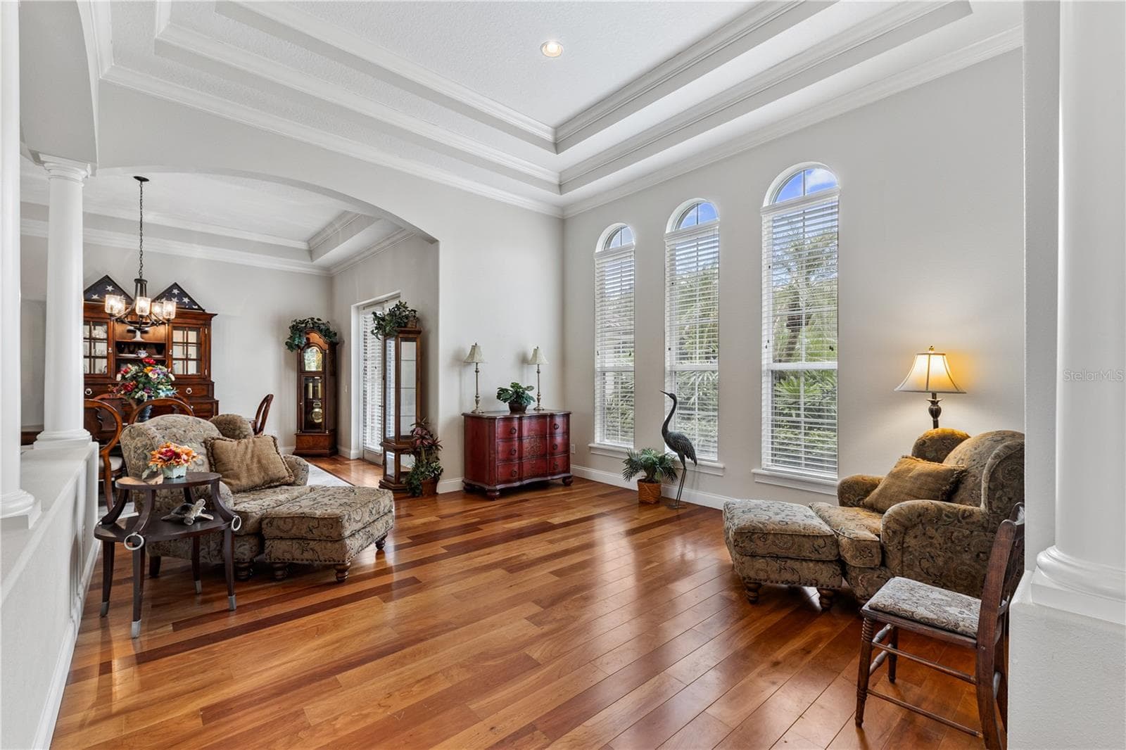 FORMAL LIVING ROOM - 755 MILLS ESTATE PL, CHULUOTA