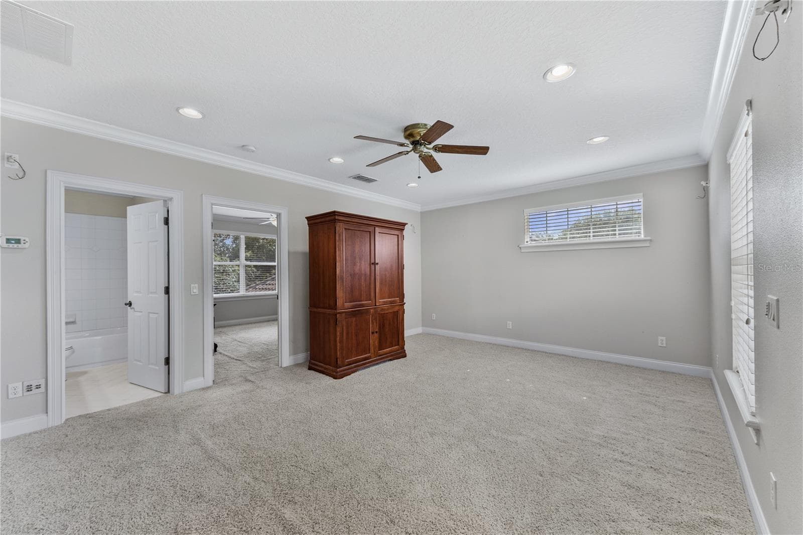 BONUS ROOM 2ND FLOOR IN LAW SUITE - 755 MILLS ESTATE PL, CHULUOTA