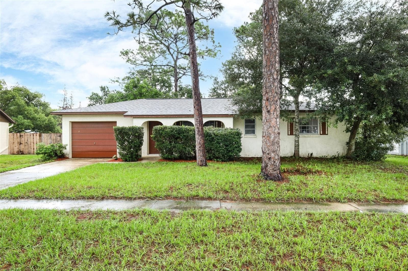 Single Family Residence at 2539 DOBBIN DR, ORLANDO, photo 6 of 23