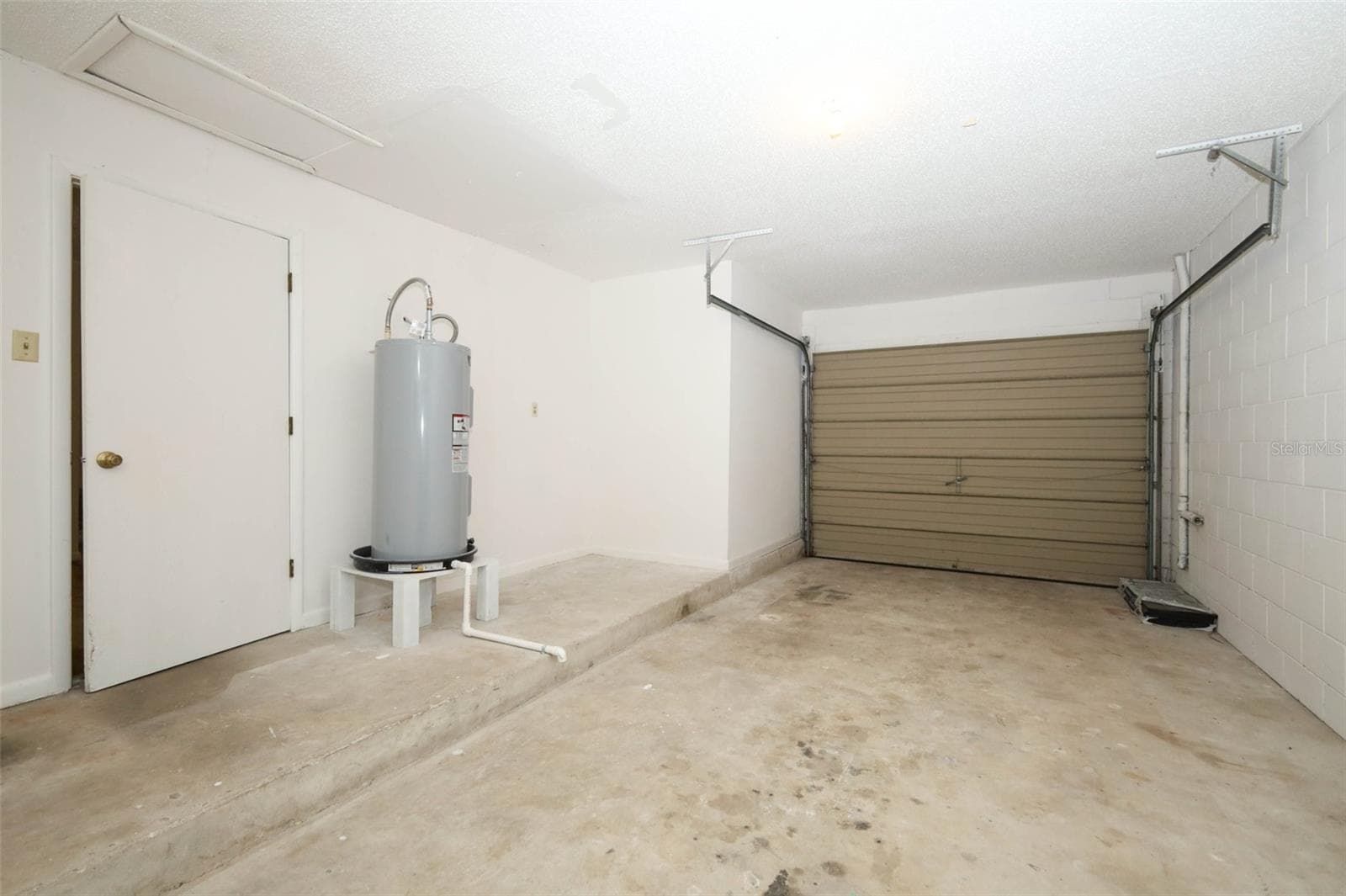 Single Family Residence at 2539 DOBBIN DR, ORLANDO, photo 21 of 23